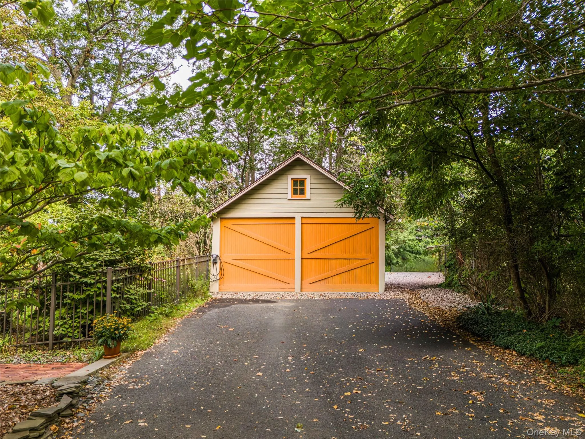19 Linden Avenue, Troy, NY, 3 Bedrooms Bedrooms, 9 Rooms Rooms,2 BathroomsBathrooms,Residential,For Rent,Linden,0,1051215 19 Linden Avenue, Troy, NY, 3 Bedrooms Bedrooms, 9 Rooms Rooms,2 BathroomsBathrooms,Residential,For Rent,Linden,0,1051215