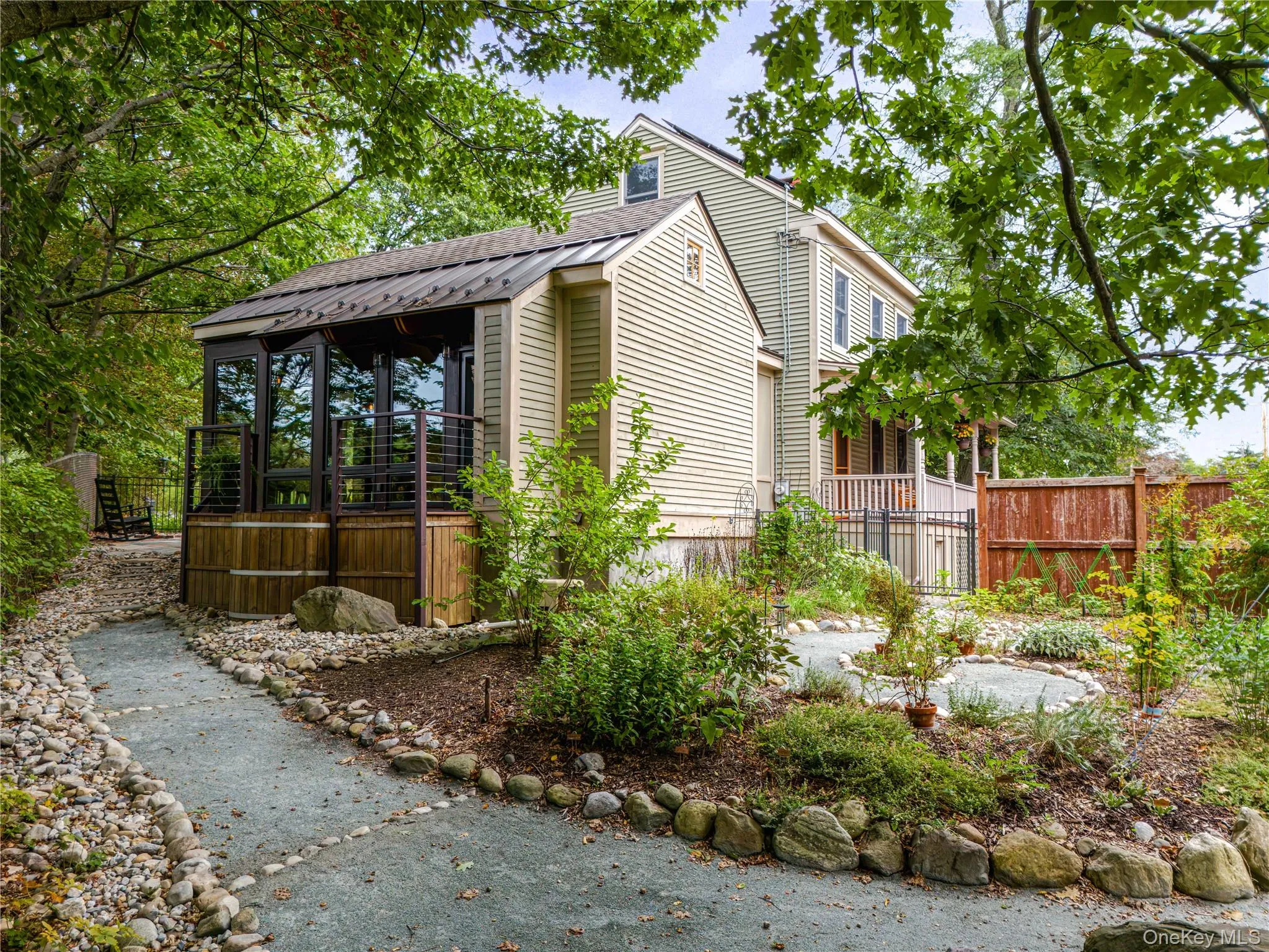 19 Linden Avenue, Troy, NY, 3 Bedrooms Bedrooms, 9 Rooms Rooms,2 BathroomsBathrooms,Residential,For Rent,Linden,0,1051215 19 Linden Avenue, Troy, NY, 3 Bedrooms Bedrooms, 9 Rooms Rooms,2 BathroomsBathrooms,Residential,For Rent,Linden,0,1051215