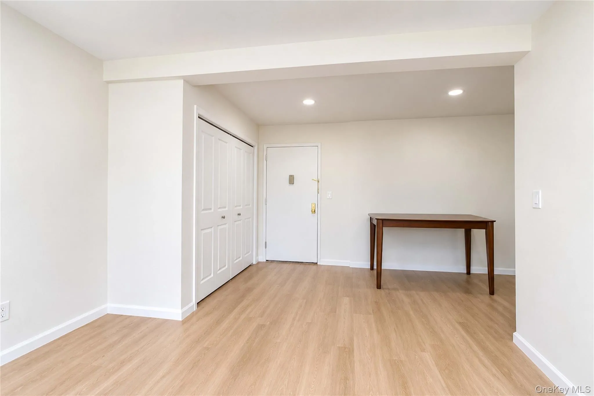 145 Lincoln Avenue, New York, NY, 2 Bedrooms Bedrooms, 4 Rooms Rooms,1 BathroomBathrooms,Residential,For Rent,Lincoln,0,1051216 145 Lincoln Avenue, New York, NY, 2 Bedrooms Bedrooms, 4 Rooms Rooms,1 BathroomBathrooms,Residential,For Rent,Lincoln,0,1051216