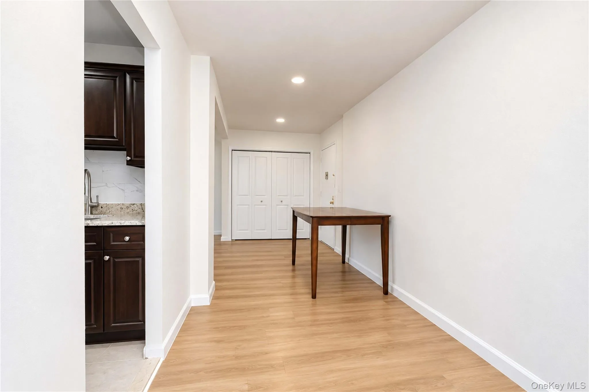 145 Lincoln Avenue, New York, NY, 2 Bedrooms Bedrooms, 4 Rooms Rooms,1 BathroomBathrooms,Residential,For Rent,Lincoln,0,1051216 145 Lincoln Avenue, New York, NY, 2 Bedrooms Bedrooms, 4 Rooms Rooms,1 BathroomBathrooms,Residential,For Rent,Lincoln,0,1051216