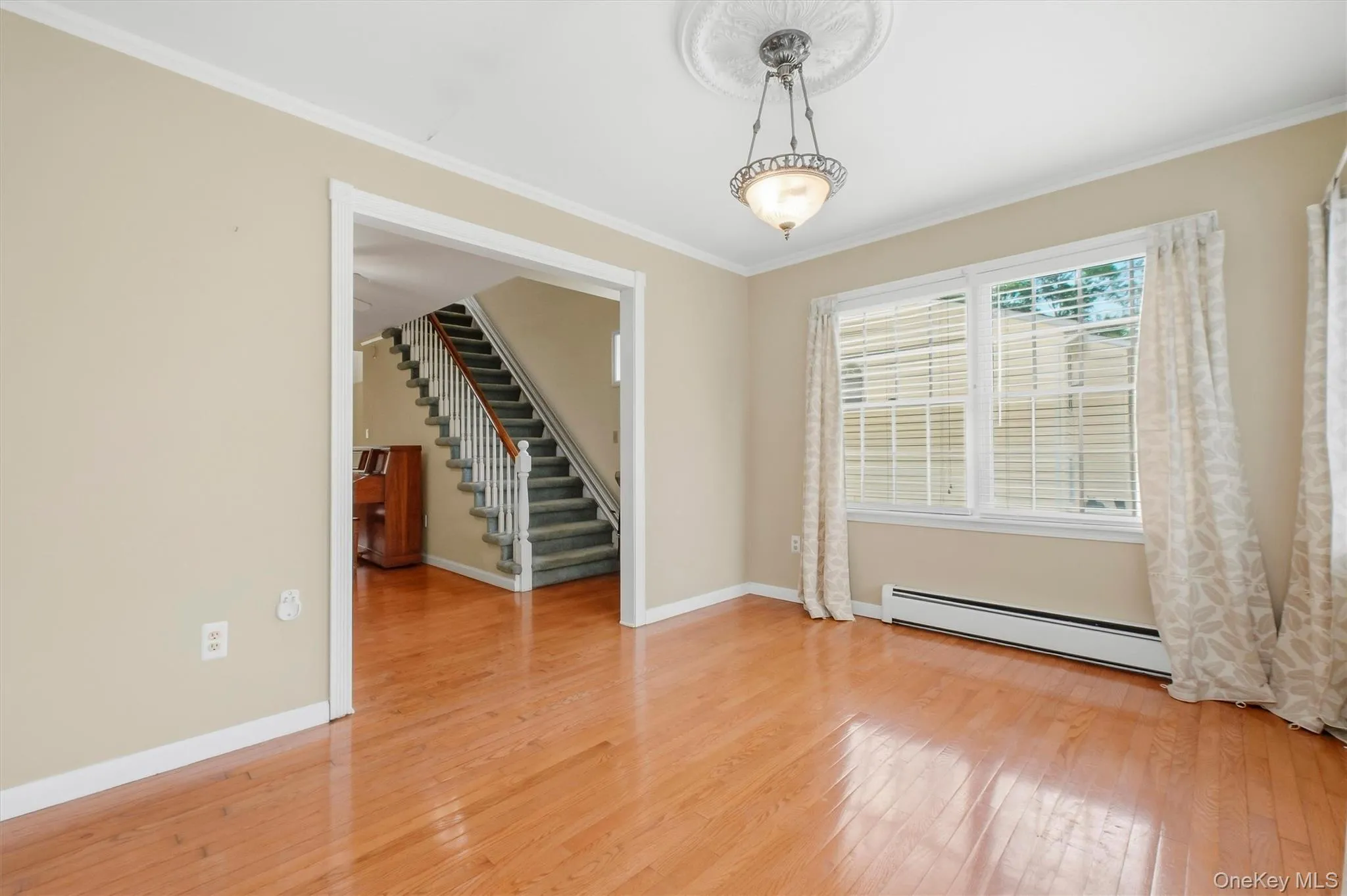 1069 Wolcott Avenue, Beacon, NY, 2 Bedrooms Bedrooms, 7 Rooms Rooms,1 BathroomBathrooms,Residential,For Rent,Wolcott,0,1051217 1069 Wolcott Avenue, Beacon, NY, 2 Bedrooms Bedrooms, 7 Rooms Rooms,1 BathroomBathrooms,Residential,For Rent,Wolcott,0,1051217