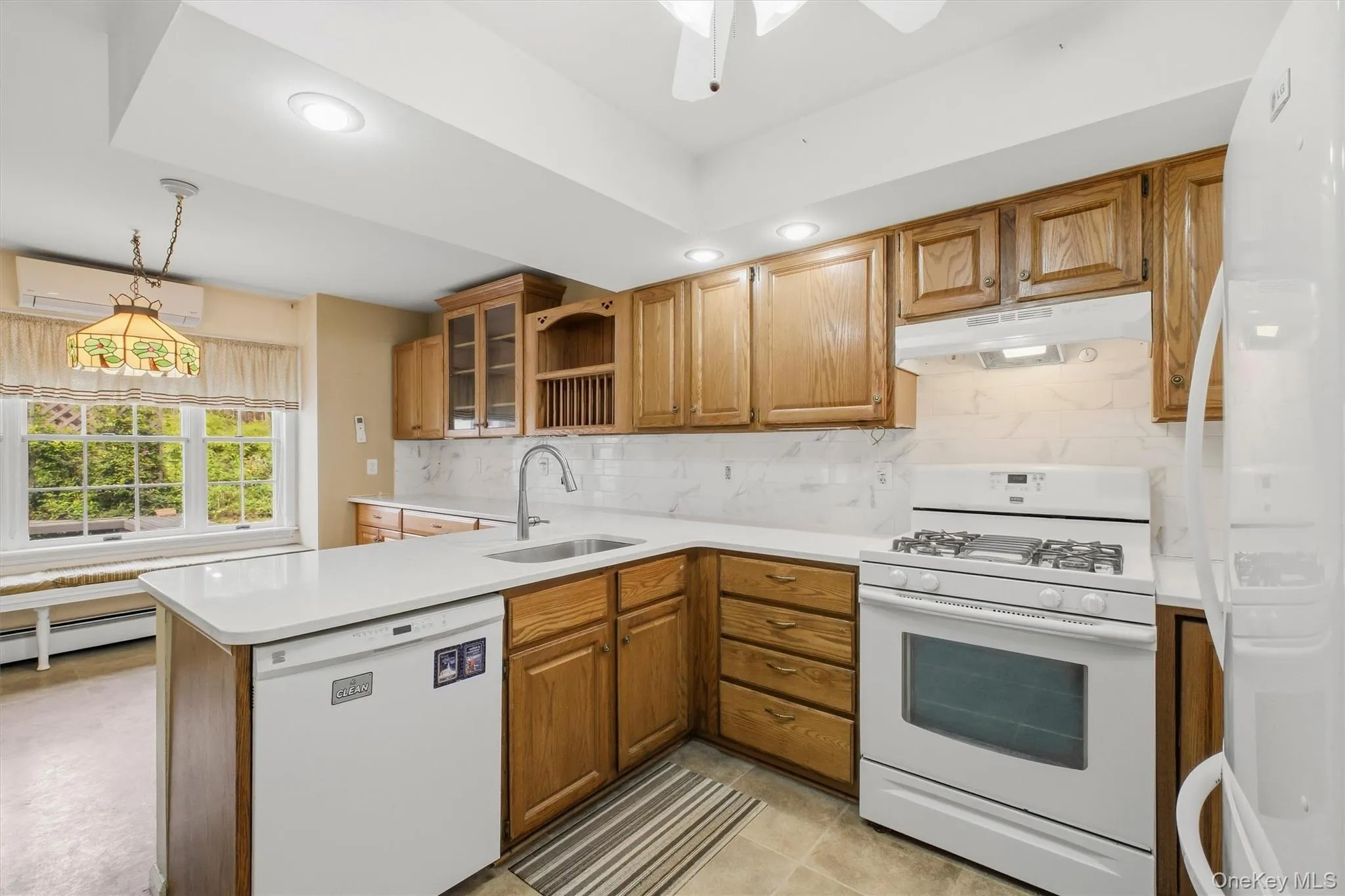 1069 Wolcott Avenue, Beacon, NY, 2 Bedrooms Bedrooms, 7 Rooms Rooms,1 BathroomBathrooms,Residential,For Rent,Wolcott,0,1051217 1069 Wolcott Avenue, Beacon, NY, 2 Bedrooms Bedrooms, 7 Rooms Rooms,1 BathroomBathrooms,Residential,For Rent,Wolcott,0,1051217