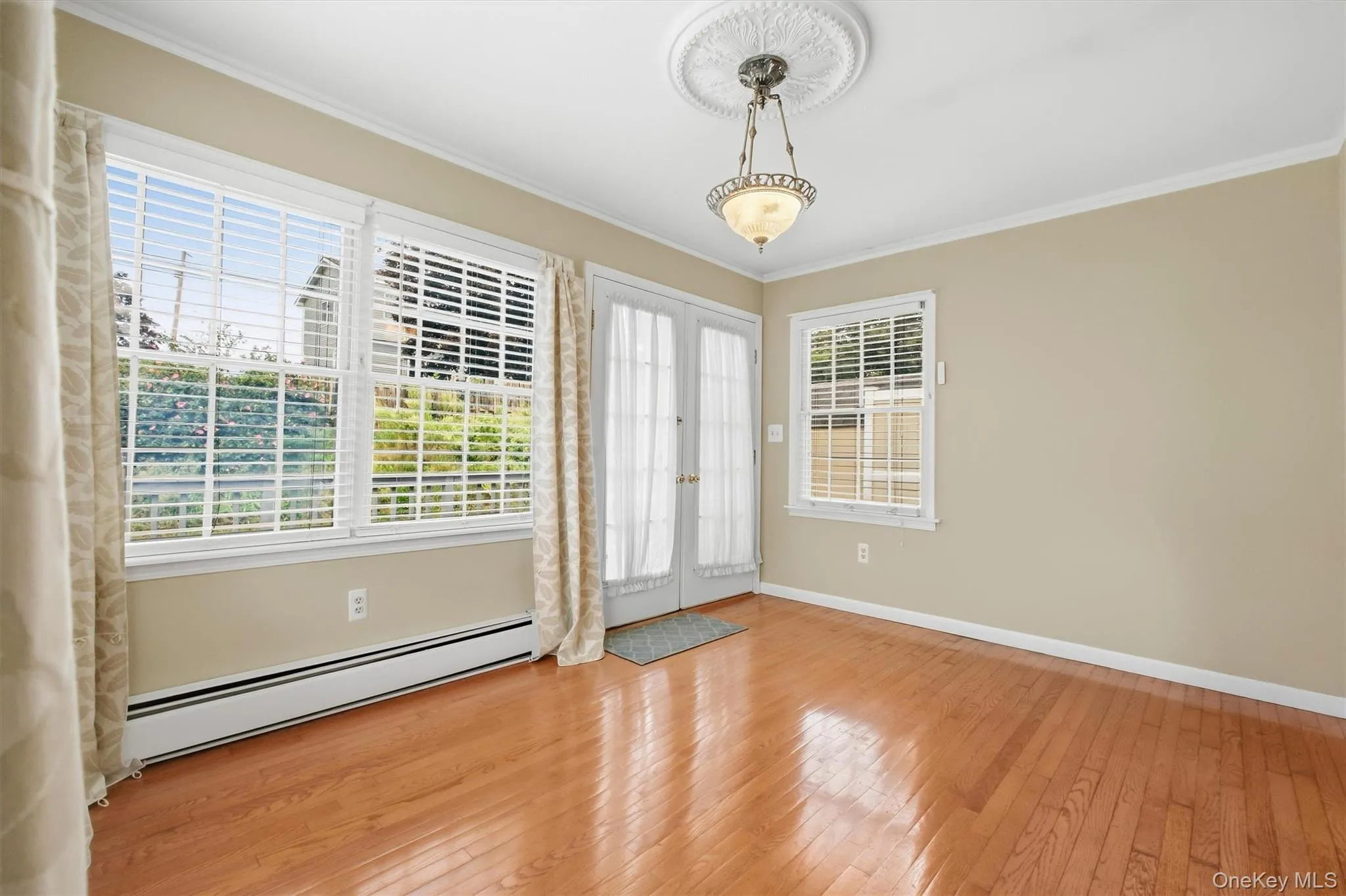 1069 Wolcott Avenue, Beacon, NY, 2 Bedrooms Bedrooms, 7 Rooms Rooms,1 BathroomBathrooms,Residential,For Rent,Wolcott,0,1051217 1069 Wolcott Avenue, Beacon, NY, 2 Bedrooms Bedrooms, 7 Rooms Rooms,1 BathroomBathrooms,Residential,For Rent,Wolcott,0,1051217