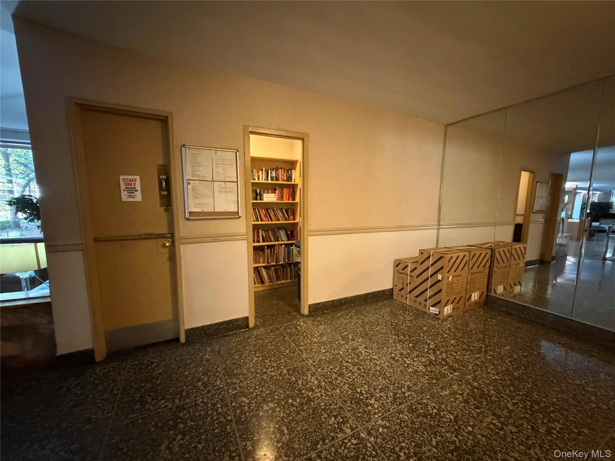 Package RoomShared Library Package RoomShared Library