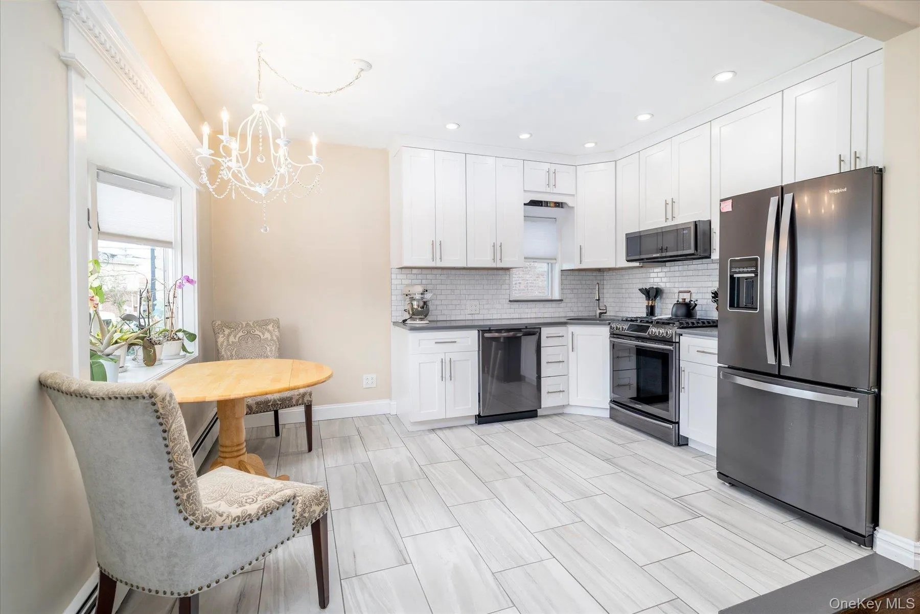 156-21 96th Street, New York, NY, 2 Bedrooms Bedrooms, 7 Rooms Rooms,2 BathroomsBathrooms,Residential,For Rent,96th,0,1051221 156-21 96th Street, New York, NY, 2 Bedrooms Bedrooms, 7 Rooms Rooms,2 BathroomsBathrooms,Residential,For Rent,96th,0,1051221