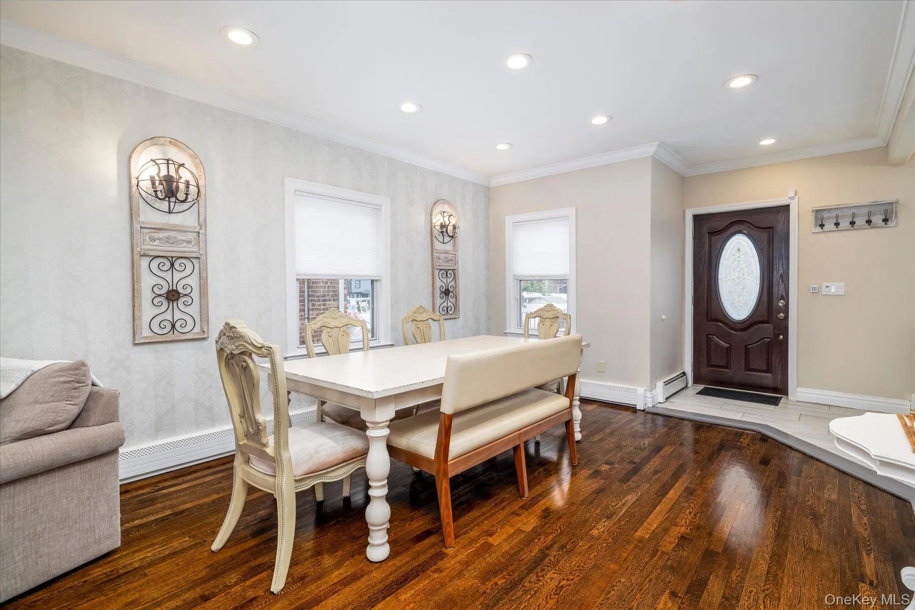 156-21 96th Street, New York, NY, 2 Bedrooms Bedrooms, 7 Rooms Rooms,2 BathroomsBathrooms,Residential,For Rent,96th,0,1051221 156-21 96th Street, New York, NY, 2 Bedrooms Bedrooms, 7 Rooms Rooms,2 BathroomsBathrooms,Residential,For Rent,96th,0,1051221