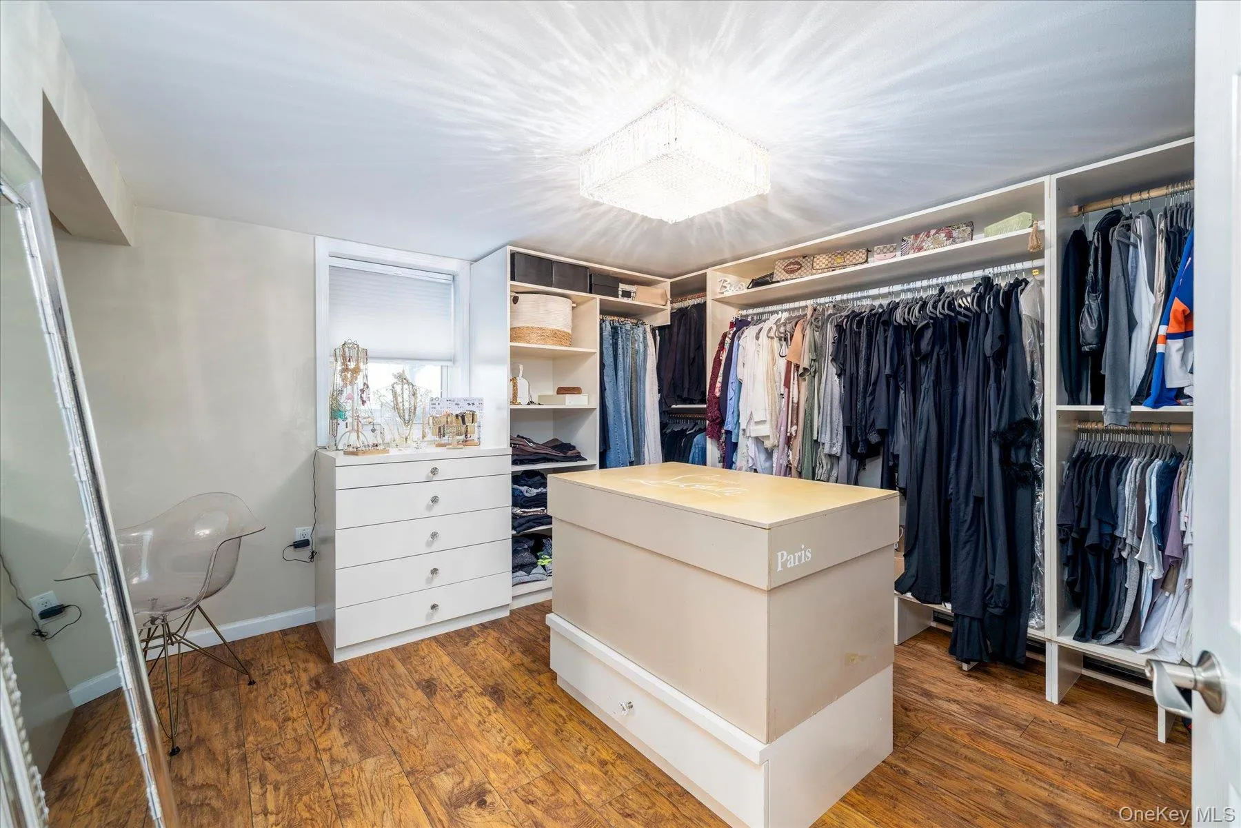 156-21 96th Street, New York, NY, 2 Bedrooms Bedrooms, 7 Rooms Rooms,2 BathroomsBathrooms,Residential,For Rent,96th,0,1051221 156-21 96th Street, New York, NY, 2 Bedrooms Bedrooms, 7 Rooms Rooms,2 BathroomsBathrooms,Residential,For Rent,96th,0,1051221