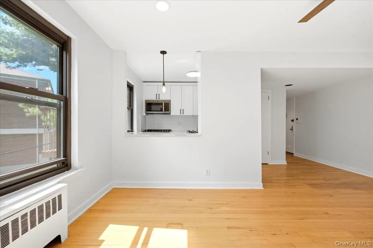 13 Terrace Circle, North Hempstead, NY, 1 Bedroom Bedrooms, 4 Rooms Rooms,1 BathroomBathrooms,Residential,For Rent,Terrace Circle,0,1051226 13 Terrace Circle, North Hempstead, NY, 1 Bedroom Bedrooms, 4 Rooms Rooms,1 BathroomBathrooms,Residential,For Rent,Terrace Circle,0,1051226