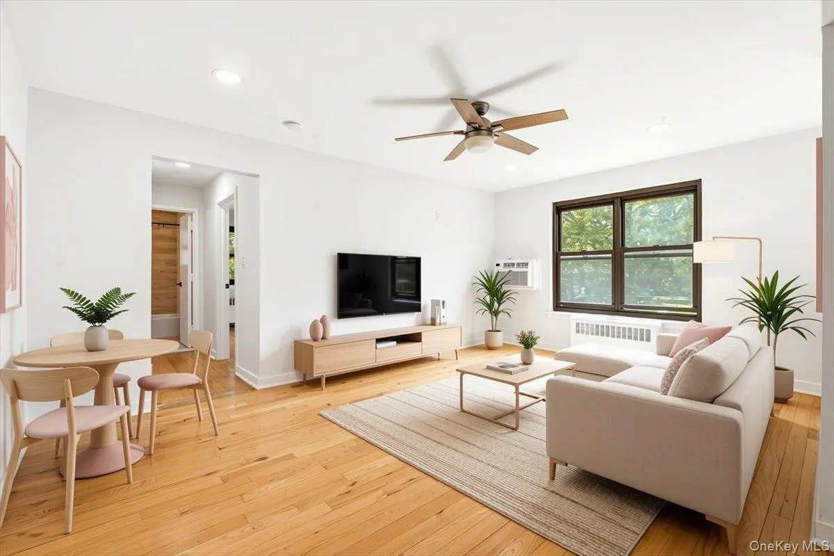 13 Terrace Circle, North Hempstead, NY, 1 Bedroom Bedrooms, 4 Rooms Rooms,1 BathroomBathrooms,Residential,For Rent,Terrace Circle,0,1051226 13 Terrace Circle, North Hempstead, NY, 1 Bedroom Bedrooms, 4 Rooms Rooms,1 BathroomBathrooms,Residential,For Rent,Terrace Circle,0,1051226