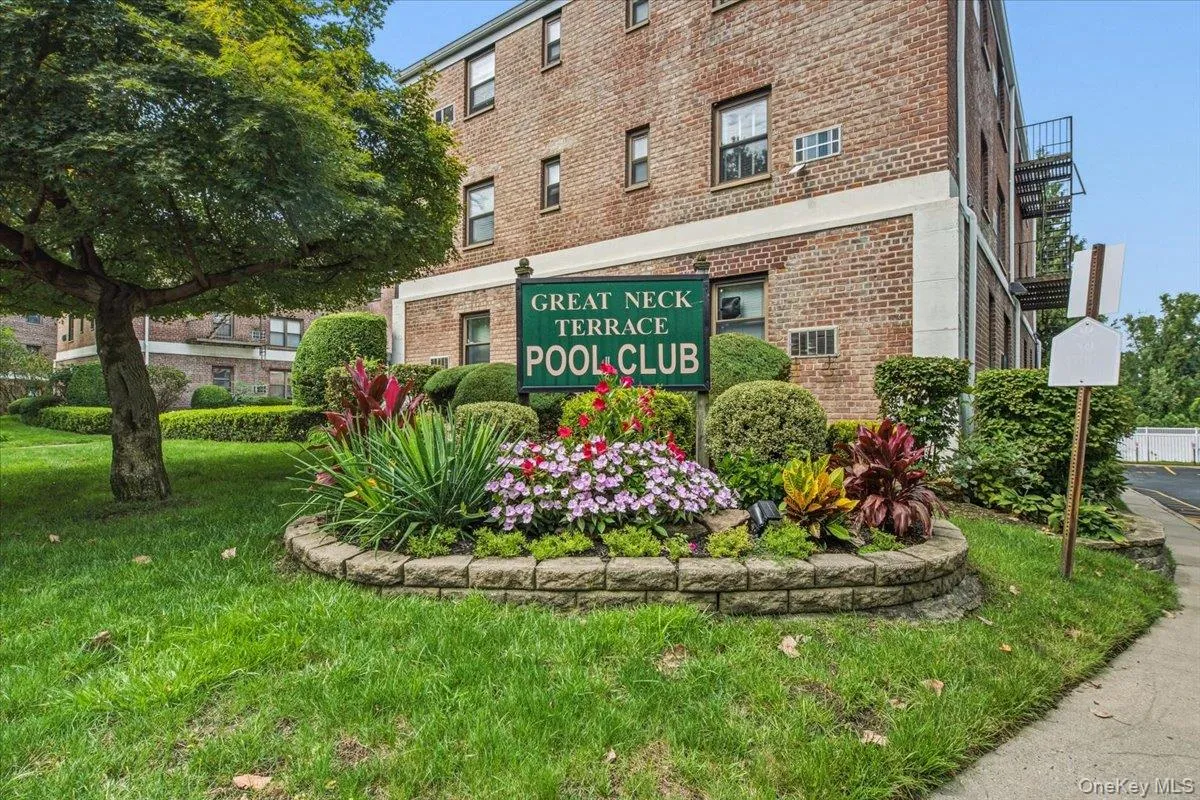 13 Terrace Circle, North Hempstead, NY, 1 Bedroom Bedrooms, 4 Rooms Rooms,1 BathroomBathrooms,Residential,For Rent,Terrace Circle,0,1051226 13 Terrace Circle, North Hempstead, NY, 1 Bedroom Bedrooms, 4 Rooms Rooms,1 BathroomBathrooms,Residential,For Rent,Terrace Circle,0,1051226