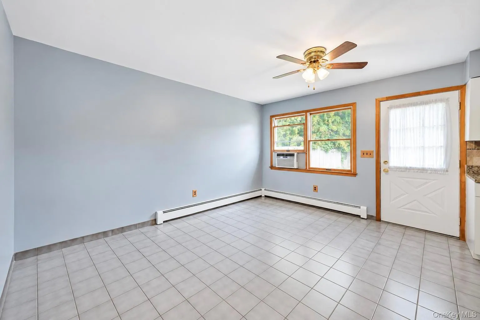 278 Lake Drive, Babylon, NY, 3 Bedrooms Bedrooms, 8 Rooms Rooms,2 BathroomsBathrooms,Residential,For Rent,Lake,0,1051229 278 Lake Drive, Babylon, NY, 3 Bedrooms Bedrooms, 8 Rooms Rooms,2 BathroomsBathrooms,Residential,For Rent,Lake,0,1051229