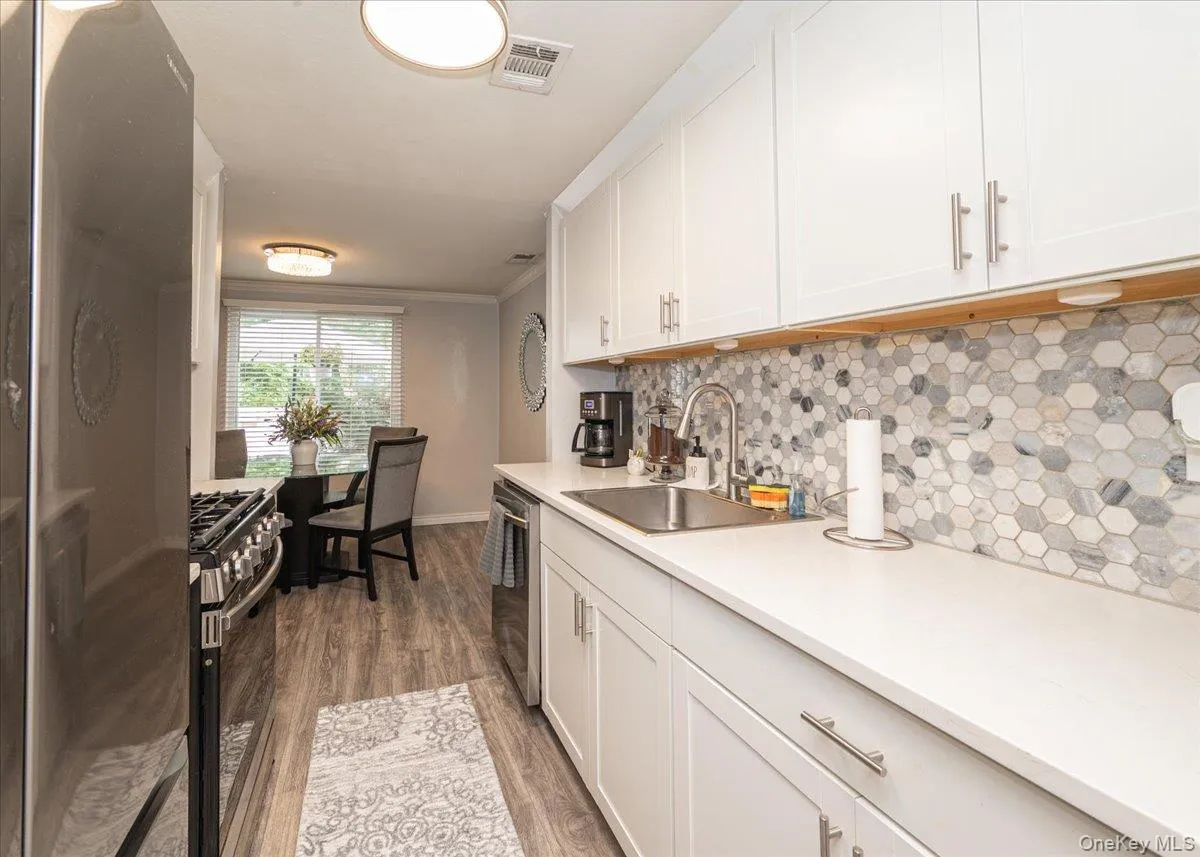 72 Birchwood Road, Brookhaven, NY, 2 Bedrooms Bedrooms, 5 Rooms Rooms,1 BathroomBathrooms,Residential,For Rent,Birchwood,0,1051230 72 Birchwood Road, Brookhaven, NY, 2 Bedrooms Bedrooms, 5 Rooms Rooms,1 BathroomBathrooms,Residential,For Rent,Birchwood,0,1051230