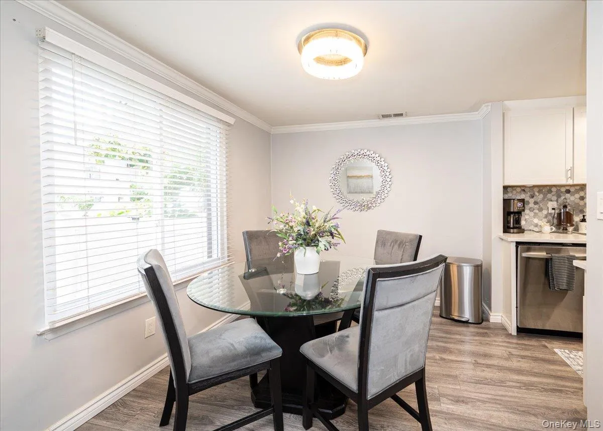 72 Birchwood Road, Brookhaven, NY, 2 Bedrooms Bedrooms, 5 Rooms Rooms,1 BathroomBathrooms,Residential,For Rent,Birchwood,0,1051230 72 Birchwood Road, Brookhaven, NY, 2 Bedrooms Bedrooms, 5 Rooms Rooms,1 BathroomBathrooms,Residential,For Rent,Birchwood,0,1051230