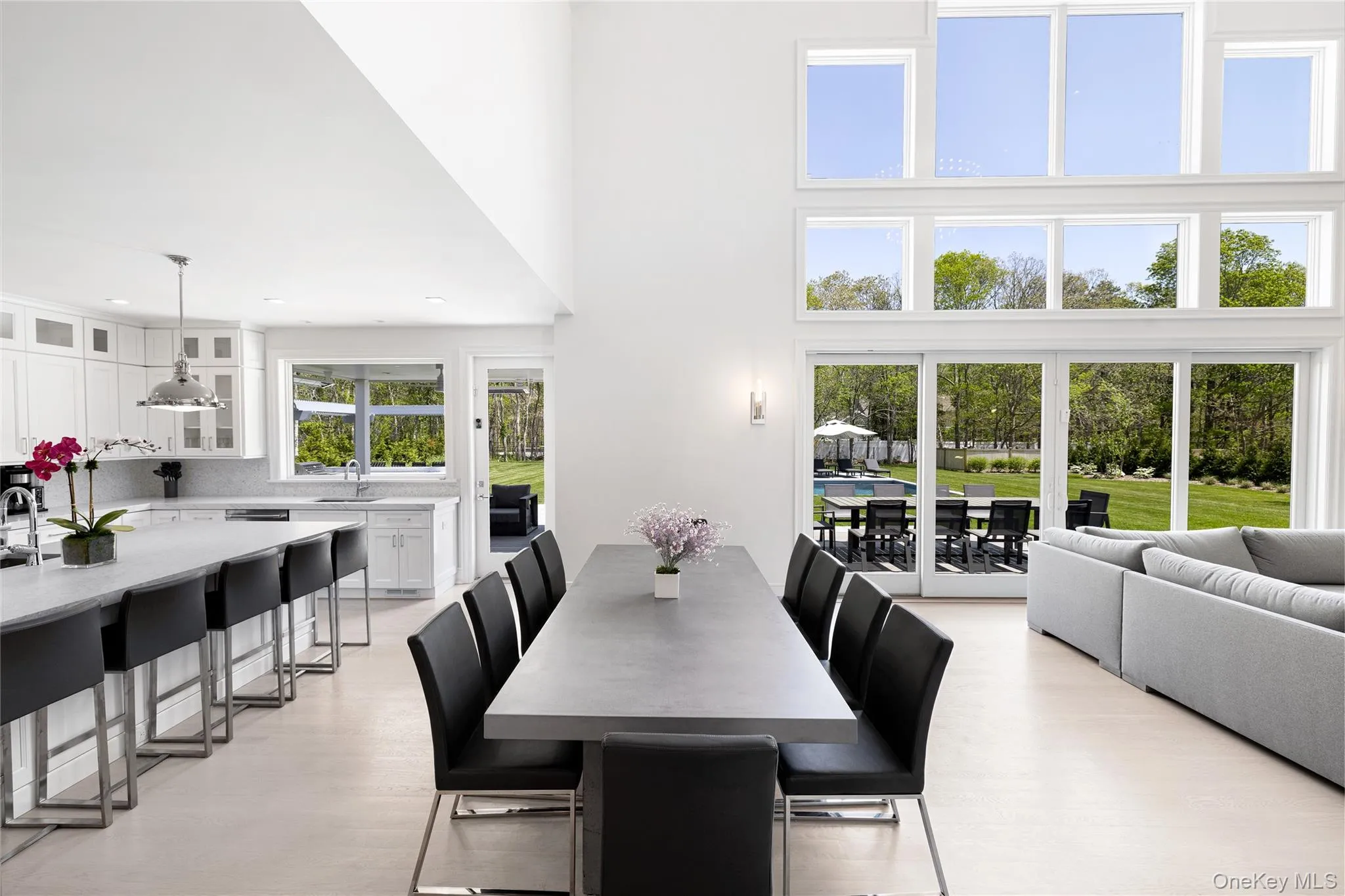 15 Carwin Lane, Southampton, NY, 7 Bedrooms Bedrooms, 14 Rooms Rooms,8 BathroomsBathrooms,Residential Lease,For Rent,Carwin,0,1051231 15 Carwin Lane, Southampton, NY, 7 Bedrooms Bedrooms, 14 Rooms Rooms,8 BathroomsBathrooms,Residential Lease,For Rent,Carwin,0,1051231