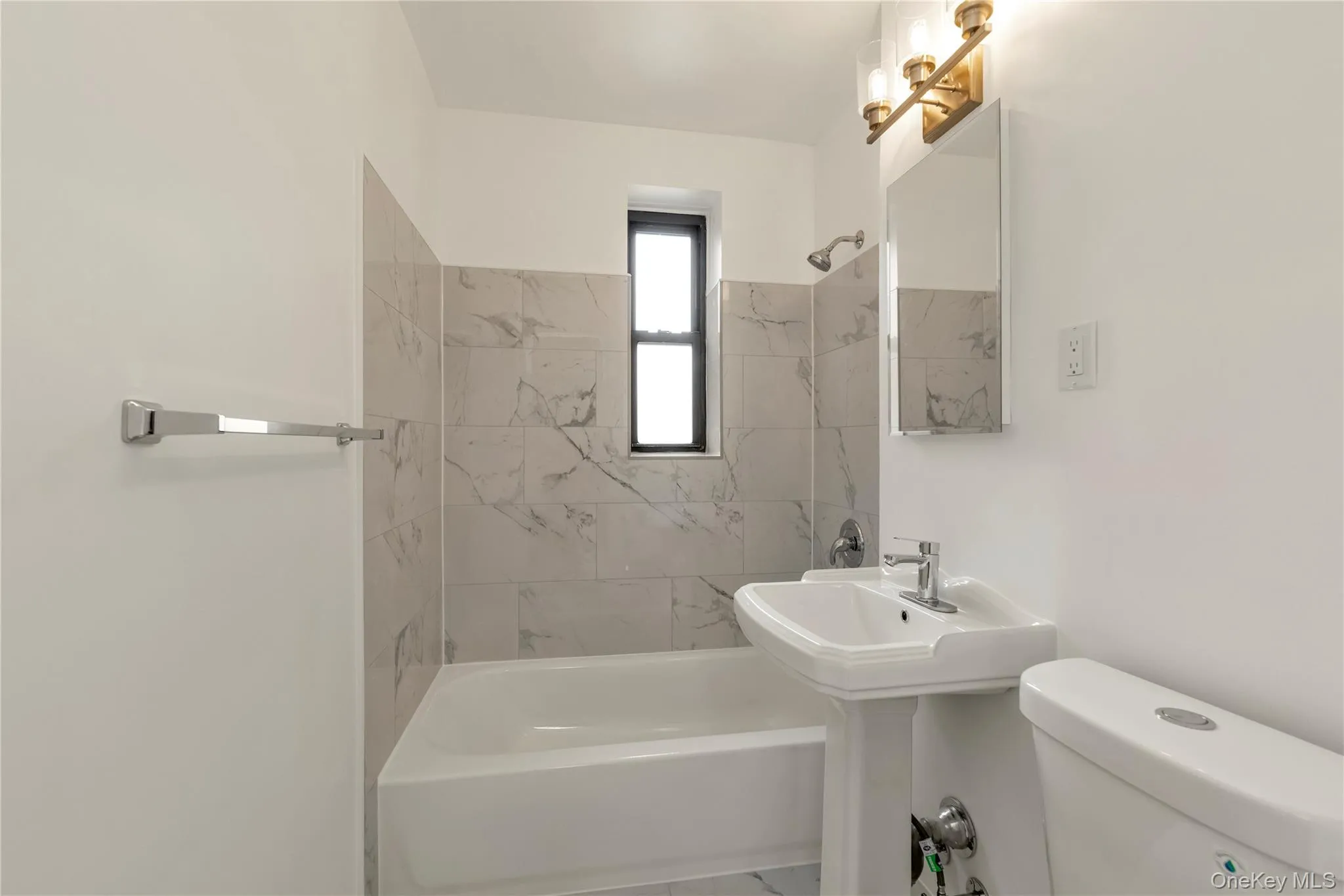144-11 Sanford Avenue, New York, NY, 1 Bedroom Bedrooms, 4 Rooms Rooms,1 BathroomBathrooms,Residential,For Rent,Sanford,0,1051233 144-11 Sanford Avenue, New York, NY, 1 Bedroom Bedrooms, 4 Rooms Rooms,1 BathroomBathrooms,Residential,For Rent,Sanford,0,1051233