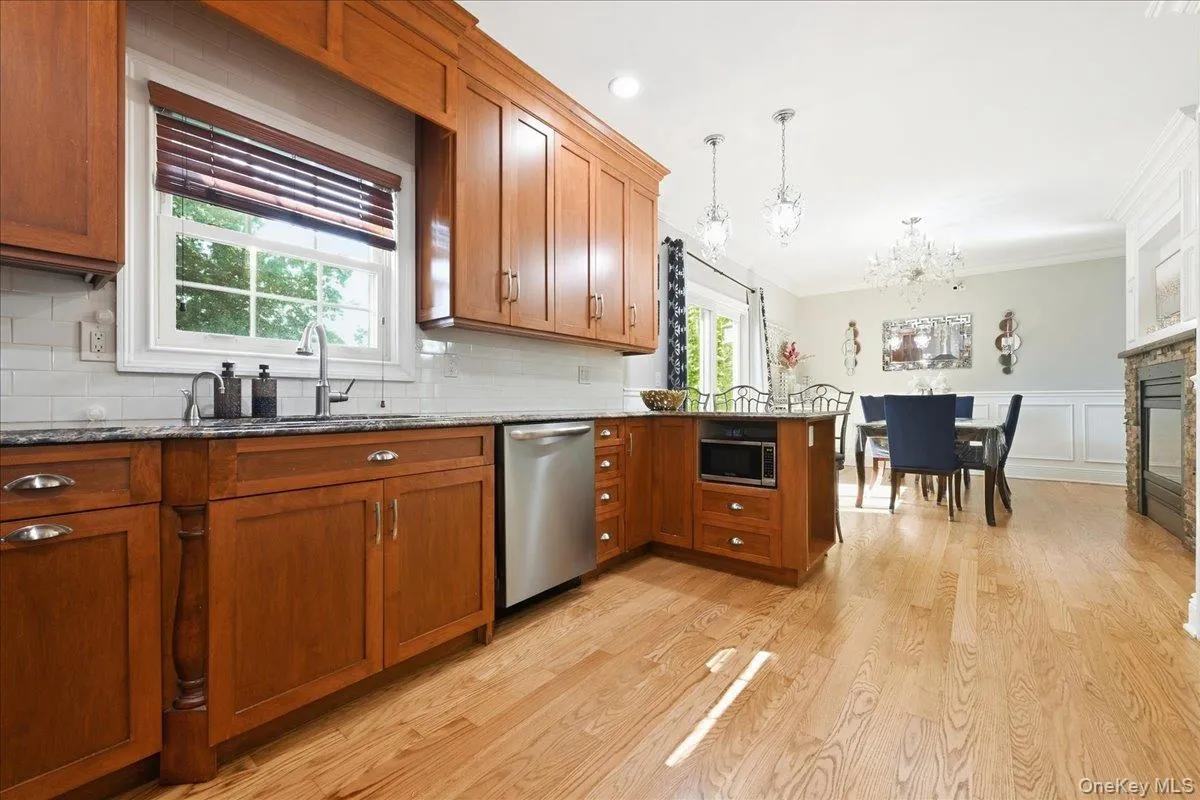 136 Oak Street, Babylon, NY, 4 Bedrooms Bedrooms, 8 Rooms Rooms,2 BathroomsBathrooms,Residential,For Rent,Oak,0,1051235 136 Oak Street, Babylon, NY, 4 Bedrooms Bedrooms, 8 Rooms Rooms,2 BathroomsBathrooms,Residential,For Rent,Oak,0,1051235
