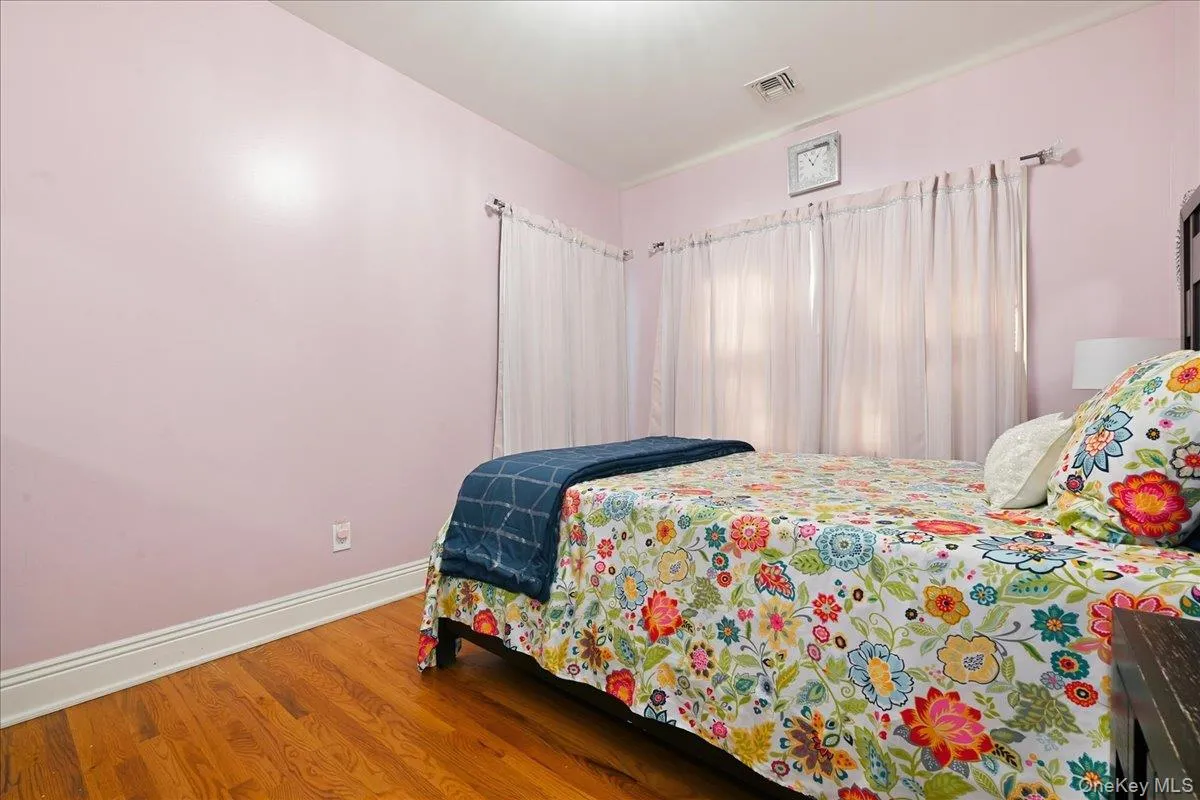 136 Oak Street, Babylon, NY, 4 Bedrooms Bedrooms, 8 Rooms Rooms,2 BathroomsBathrooms,Residential,For Rent,Oak,0,1051235 136 Oak Street, Babylon, NY, 4 Bedrooms Bedrooms, 8 Rooms Rooms,2 BathroomsBathrooms,Residential,For Rent,Oak,0,1051235