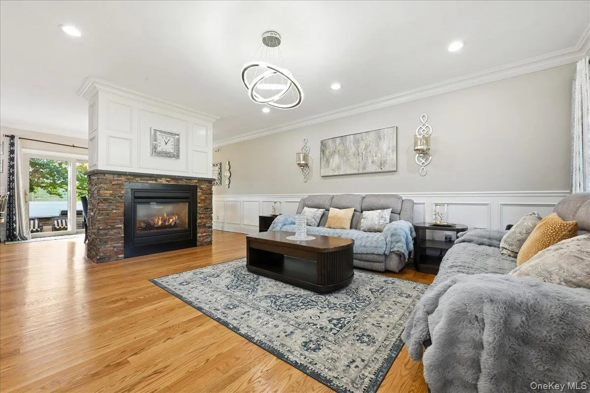 136 Oak Street, Babylon, NY, 4 Bedrooms Bedrooms, 8 Rooms Rooms,2 BathroomsBathrooms,Residential,For Rent,Oak,0,1051235 136 Oak Street, Babylon, NY, 4 Bedrooms Bedrooms, 8 Rooms Rooms,2 BathroomsBathrooms,Residential,For Rent,Oak,0,1051235