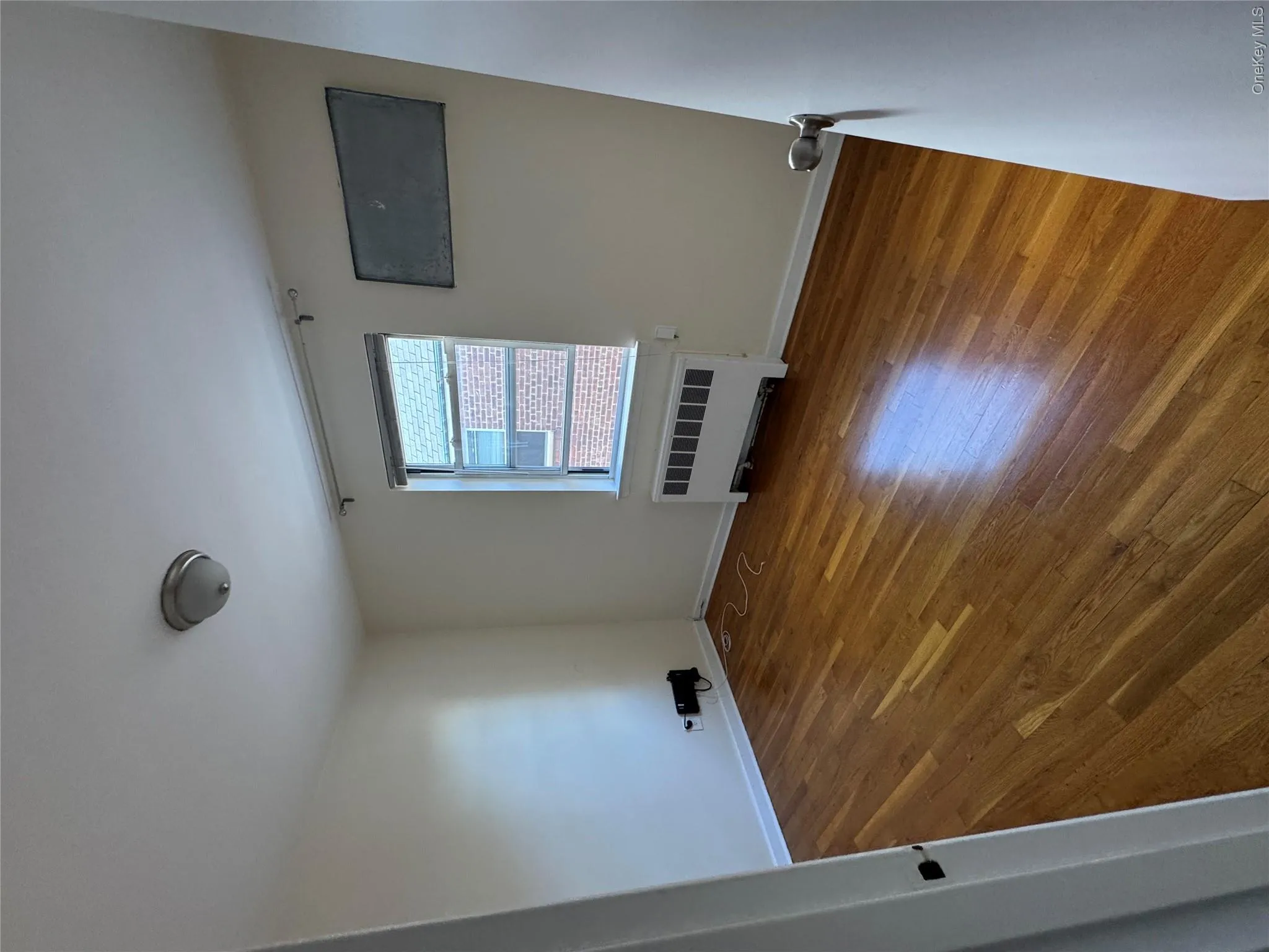 6131 185th Street, New York, NY, 3 Bedroom Bedrooms, 6 Room Rooms,1 BathroomBathrooms,Residential Lease,For Rent,185th,0,1051249 6131 185th Street, New York, NY, 3 Bedroom Bedrooms, 6 Room Rooms,1 BathroomBathrooms,Residential Lease,For Rent,185th,0,1051249