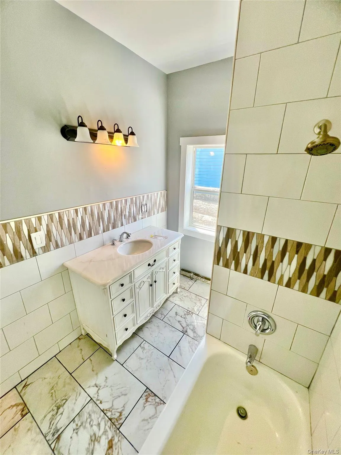 20 Broome Street, Port Jervis, NY, 2 Bedrooms Bedrooms, 5 Rooms Rooms,1 BathroomBathrooms,Residential Lease,For Rent,Broome,0,1051251 20 Broome Street, Port Jervis, NY, 2 Bedrooms Bedrooms, 5 Rooms Rooms,1 BathroomBathrooms,Residential Lease,For Rent,Broome,0,1051251