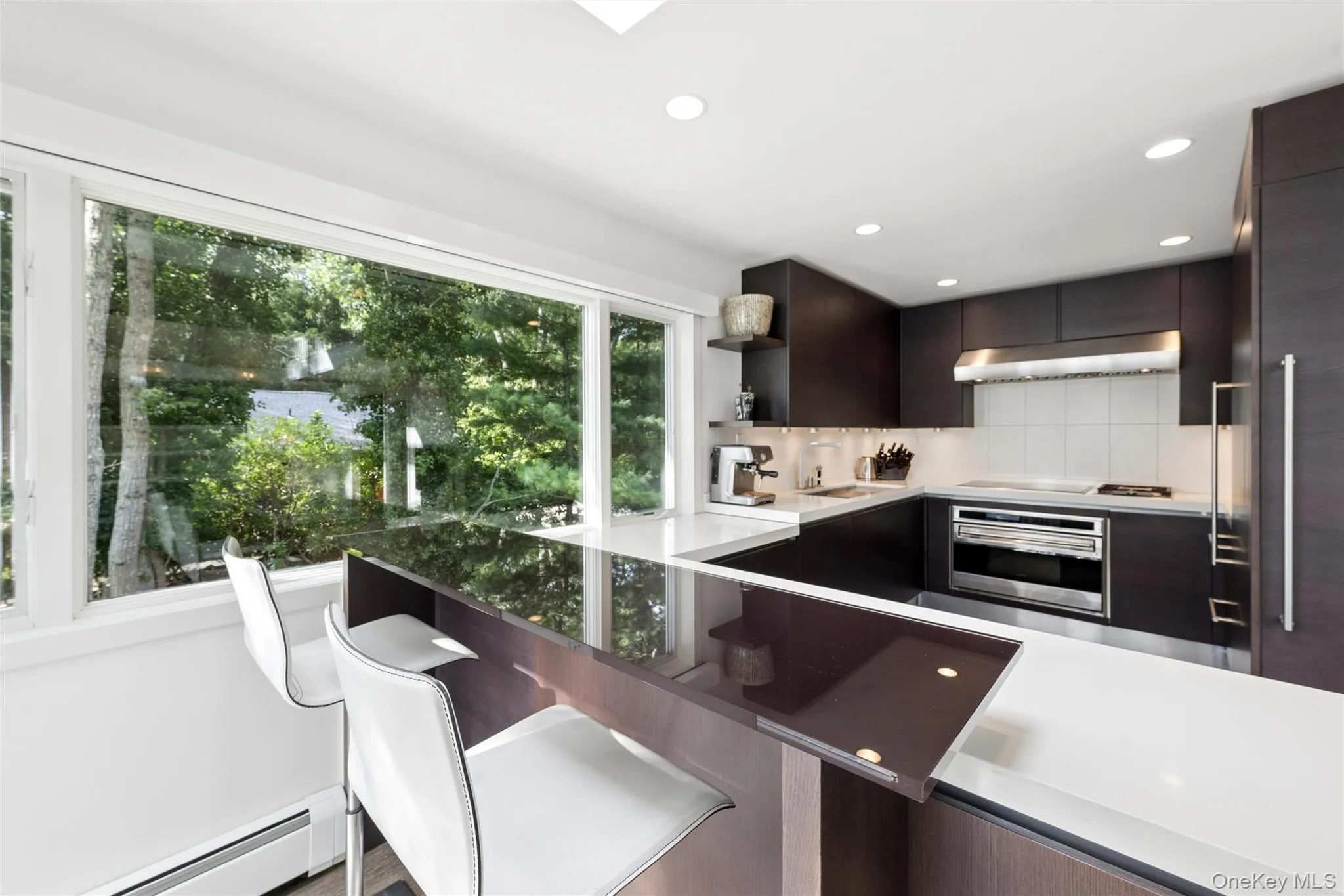 142 Little Fresh Pond Road, Southampton, NY, 4 Bedrooms Bedrooms, 7 Rooms Rooms,3 BathroomsBathrooms,Residential,For Rent,Little Fresh Pond,0,1051253 142 Little Fresh Pond Road, Southampton, NY, 4 Bedrooms Bedrooms, 7 Rooms Rooms,3 BathroomsBathrooms,Residential,For Rent,Little Fresh Pond,0,1051253