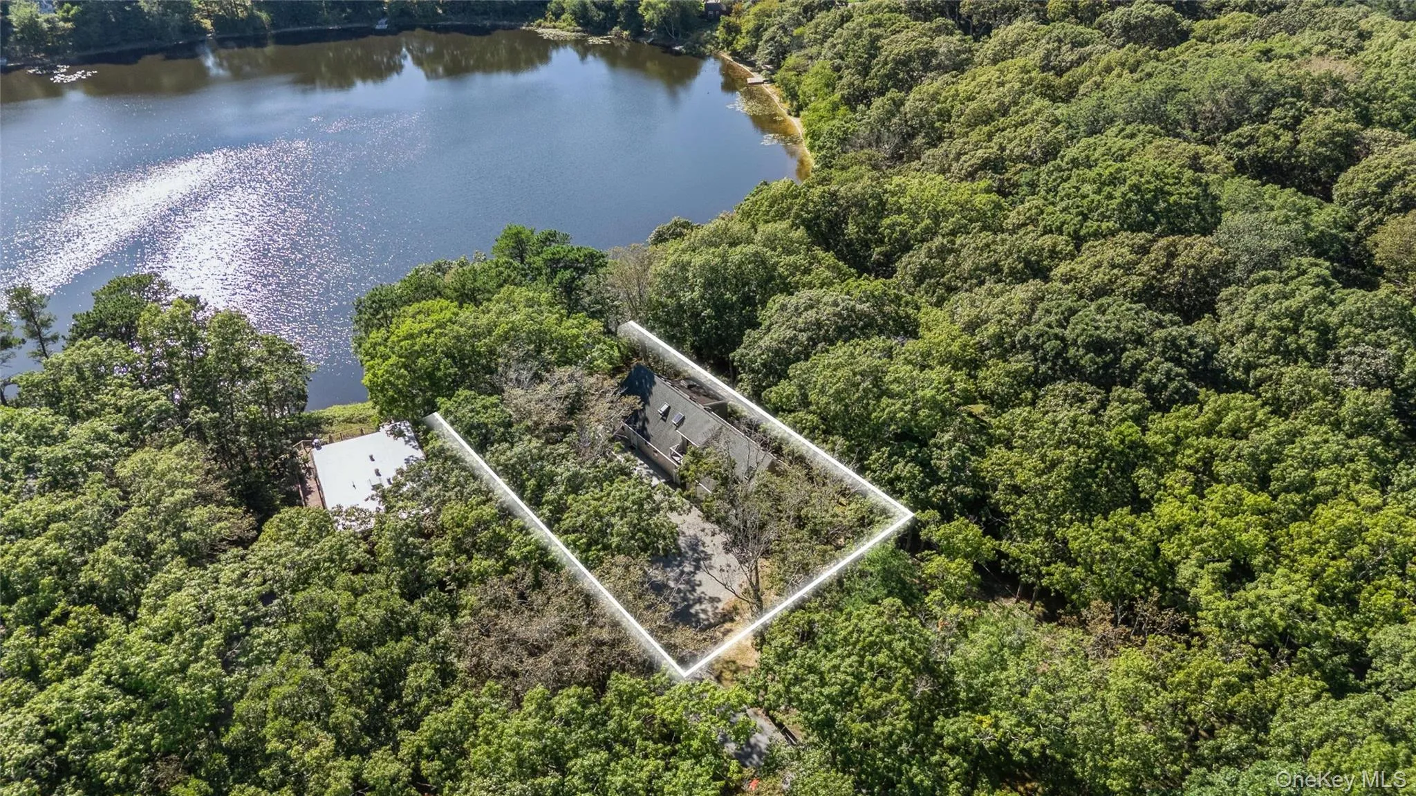 142 Little Fresh Pond Road, Southampton, NY, 4 Bedrooms Bedrooms, 7 Rooms Rooms,3 BathroomsBathrooms,Residential,For Rent,Little Fresh Pond,0,1051253 142 Little Fresh Pond Road, Southampton, NY, 4 Bedrooms Bedrooms, 7 Rooms Rooms,3 BathroomsBathrooms,Residential,For Rent,Little Fresh Pond,0,1051253