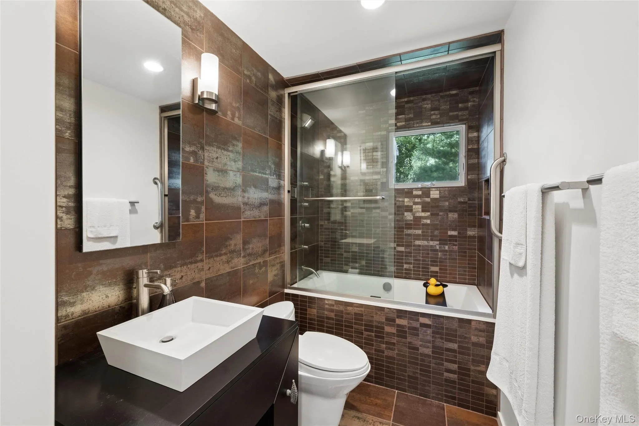 142 Little Fresh Pond Road, Southampton, NY, 4 Bedrooms Bedrooms, 7 Rooms Rooms,3 BathroomsBathrooms,Residential,For Rent,Little Fresh Pond,0,1051253 142 Little Fresh Pond Road, Southampton, NY, 4 Bedrooms Bedrooms, 7 Rooms Rooms,3 BathroomsBathrooms,Residential,For Rent,Little Fresh Pond,0,1051253