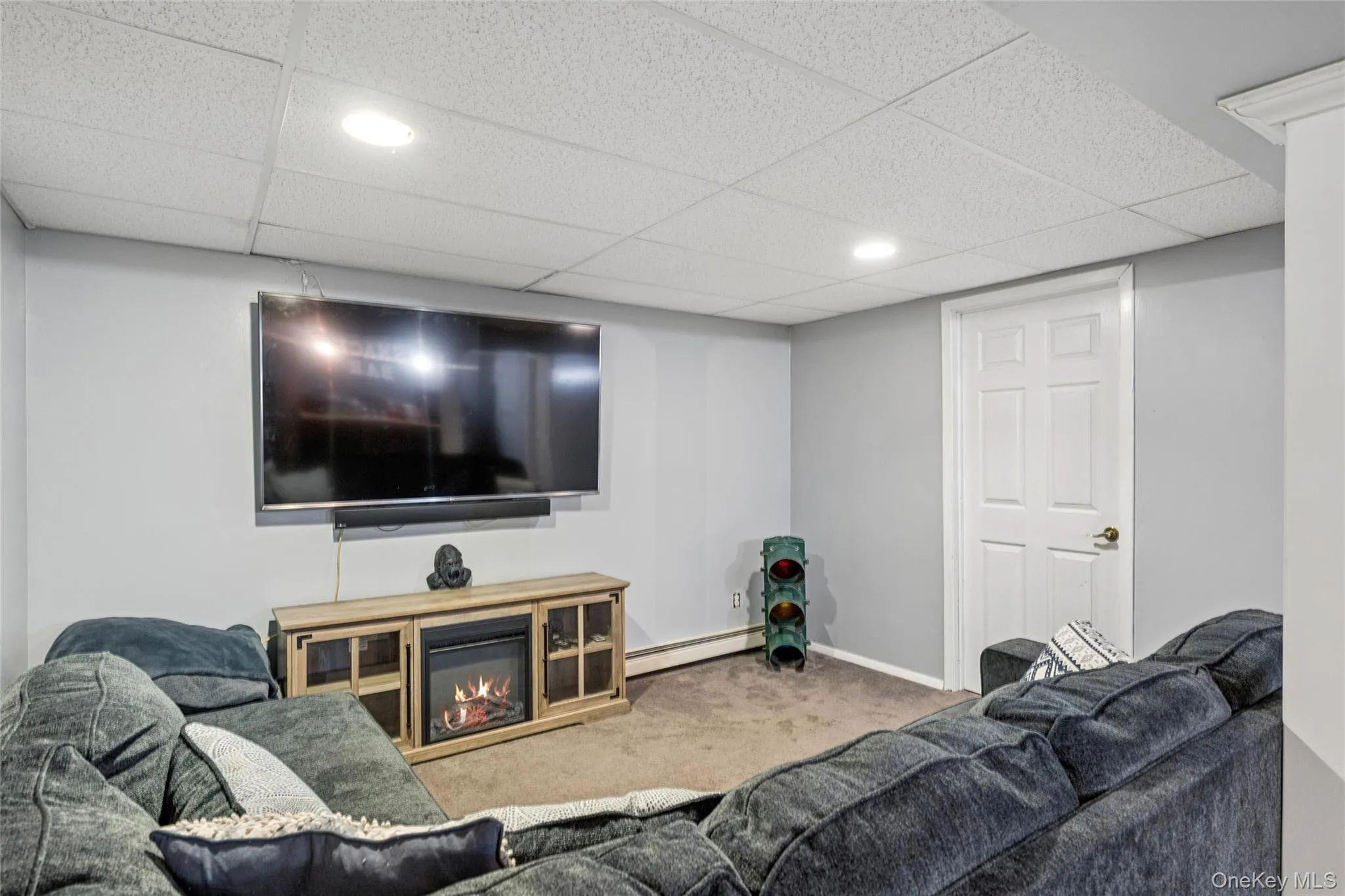 6 Rosewood Road, Brookhaven, NY, 3 Bedrooms Bedrooms, 6 Rooms Rooms,2 BathroomsBathrooms,Residential,For Rent,Rosewood,0,1051254 6 Rosewood Road, Brookhaven, NY, 3 Bedrooms Bedrooms, 6 Rooms Rooms,2 BathroomsBathrooms,Residential,For Rent,Rosewood,0,1051254