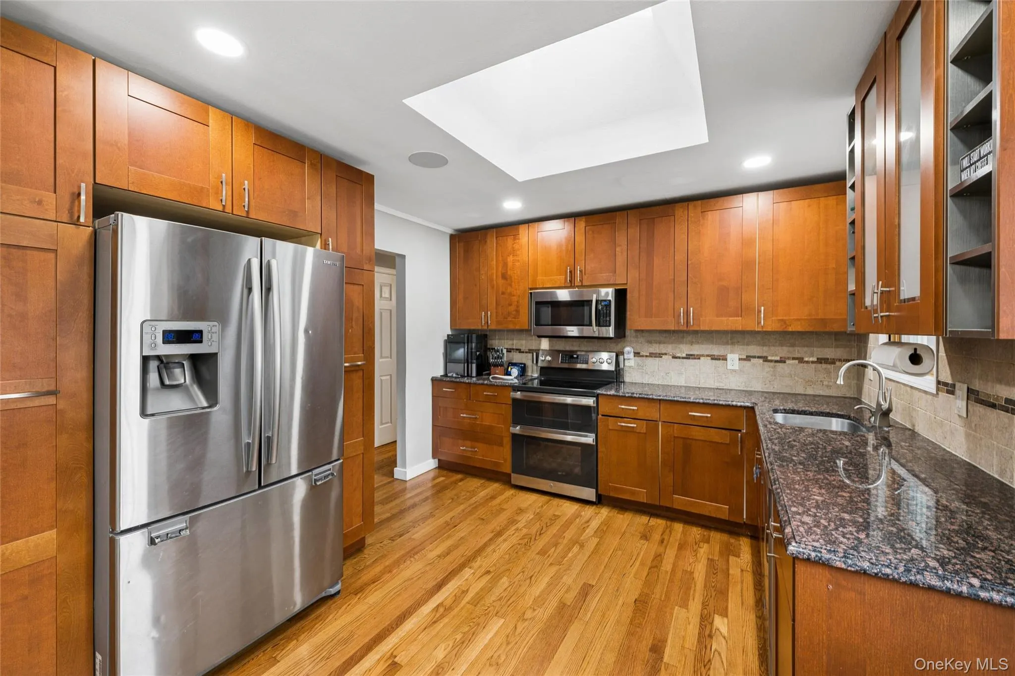 6 Rosewood Road, Brookhaven, NY, 3 Bedrooms Bedrooms, 6 Rooms Rooms,2 BathroomsBathrooms,Residential,For Rent,Rosewood,0,1051254 6 Rosewood Road, Brookhaven, NY, 3 Bedrooms Bedrooms, 6 Rooms Rooms,2 BathroomsBathrooms,Residential,For Rent,Rosewood,0,1051254