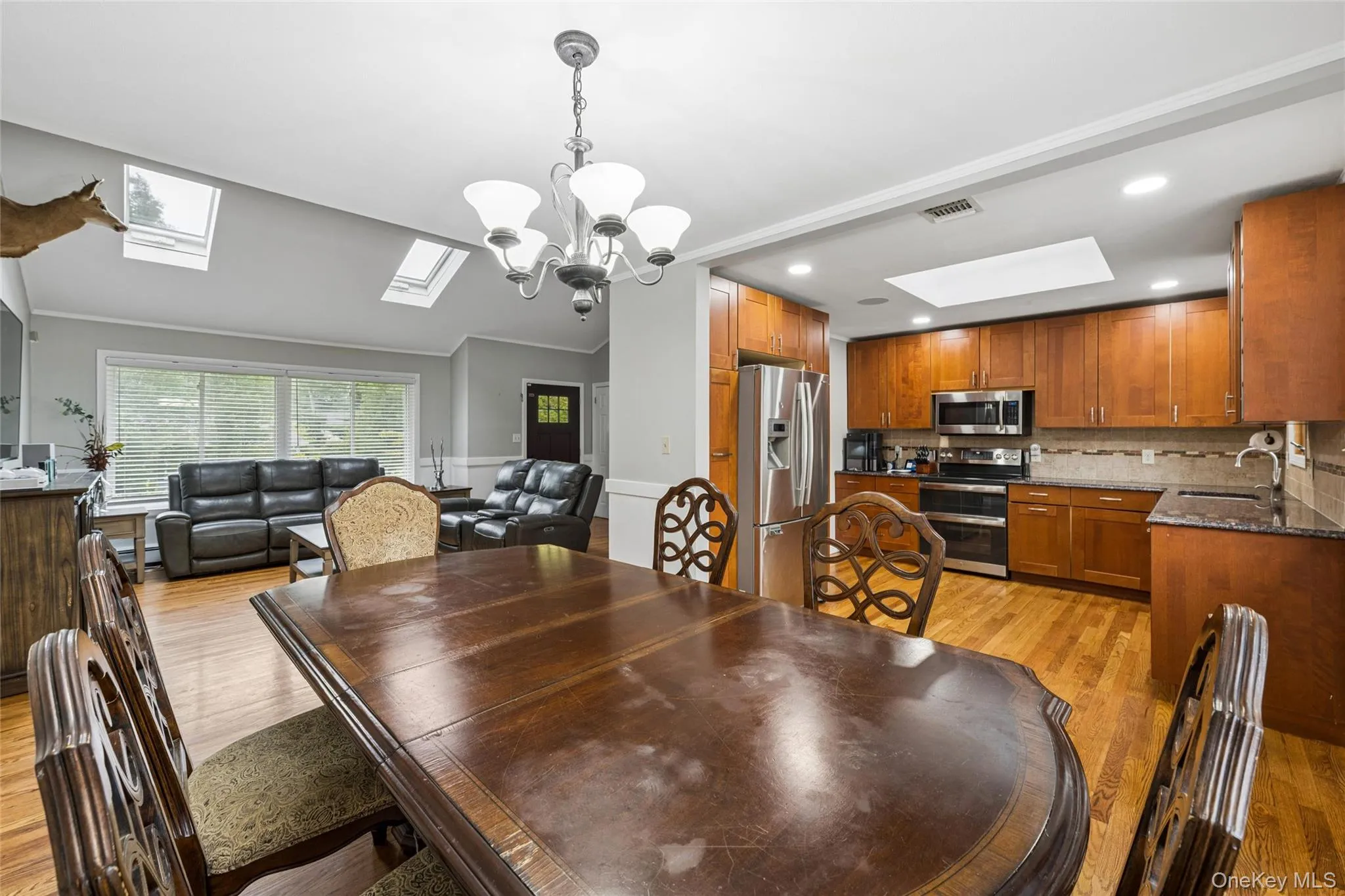 6 Rosewood Road, Brookhaven, NY, 3 Bedrooms Bedrooms, 6 Rooms Rooms,2 BathroomsBathrooms,Residential,For Rent,Rosewood,0,1051254 6 Rosewood Road, Brookhaven, NY, 3 Bedrooms Bedrooms, 6 Rooms Rooms,2 BathroomsBathrooms,Residential,For Rent,Rosewood,0,1051254