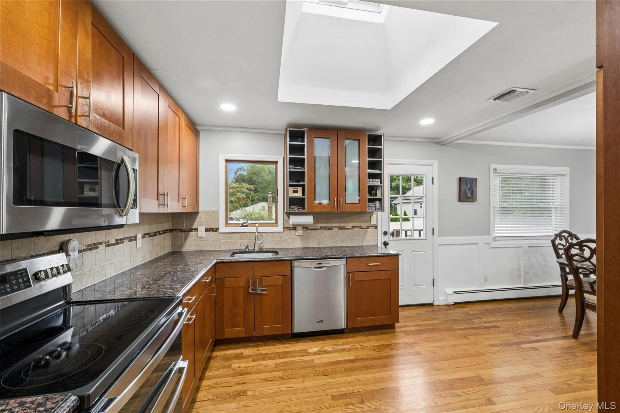 6 Rosewood Road, Brookhaven, NY, 3 Bedrooms Bedrooms, 6 Rooms Rooms,2 BathroomsBathrooms,Residential,For Rent,Rosewood,0,1051254 6 Rosewood Road, Brookhaven, NY, 3 Bedrooms Bedrooms, 6 Rooms Rooms,2 BathroomsBathrooms,Residential,For Rent,Rosewood,0,1051254