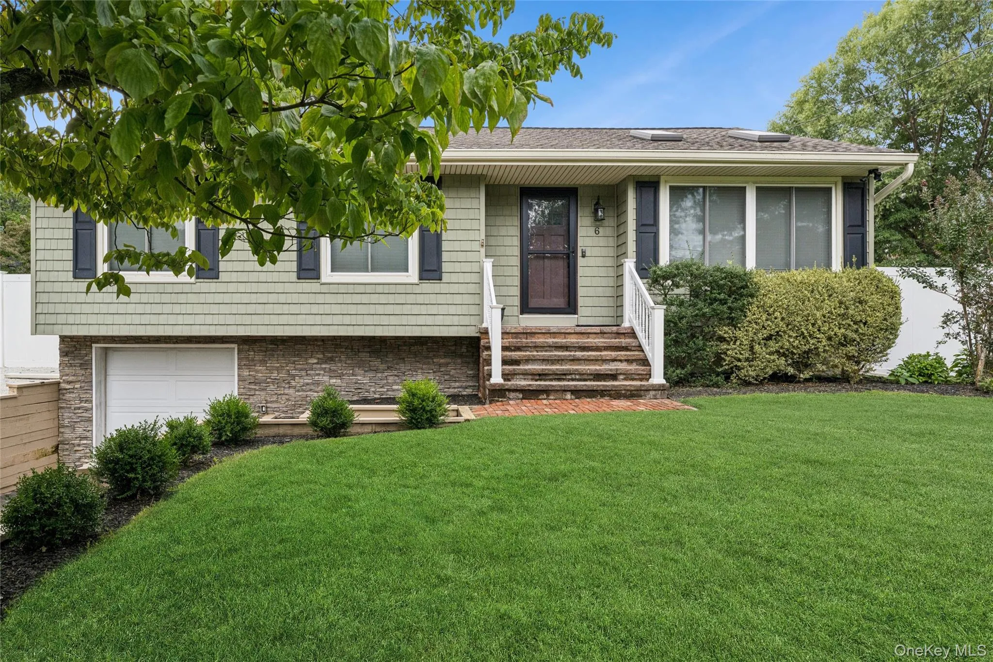 6 Rosewood Road, Brookhaven, NY, 3 Bedrooms Bedrooms, 6 Rooms Rooms,2 BathroomsBathrooms,Residential,For Rent,Rosewood,0,1051254 6 Rosewood Road, Brookhaven, NY, 3 Bedrooms Bedrooms, 6 Rooms Rooms,2 BathroomsBathrooms,Residential,For Rent,Rosewood,0,1051254