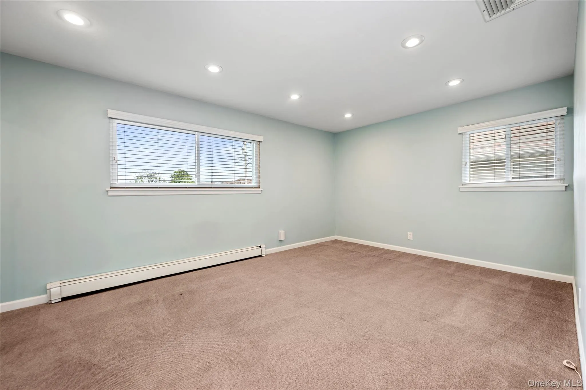 77 Concord Avenue, Hempstead, NY, 4 Bedrooms Bedrooms, 9 Rooms Rooms,2 BathroomsBathrooms,Residential,For Rent,Concord,0,1051255 77 Concord Avenue, Hempstead, NY, 4 Bedrooms Bedrooms, 9 Rooms Rooms,2 BathroomsBathrooms,Residential,For Rent,Concord,0,1051255