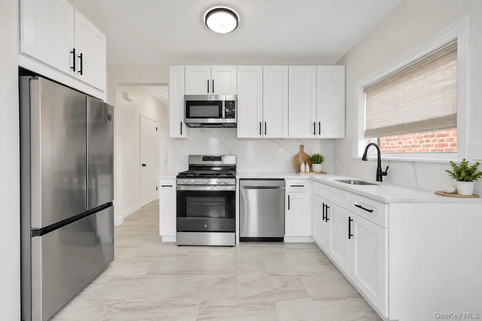 New modern kitchen! New modern kitchen!