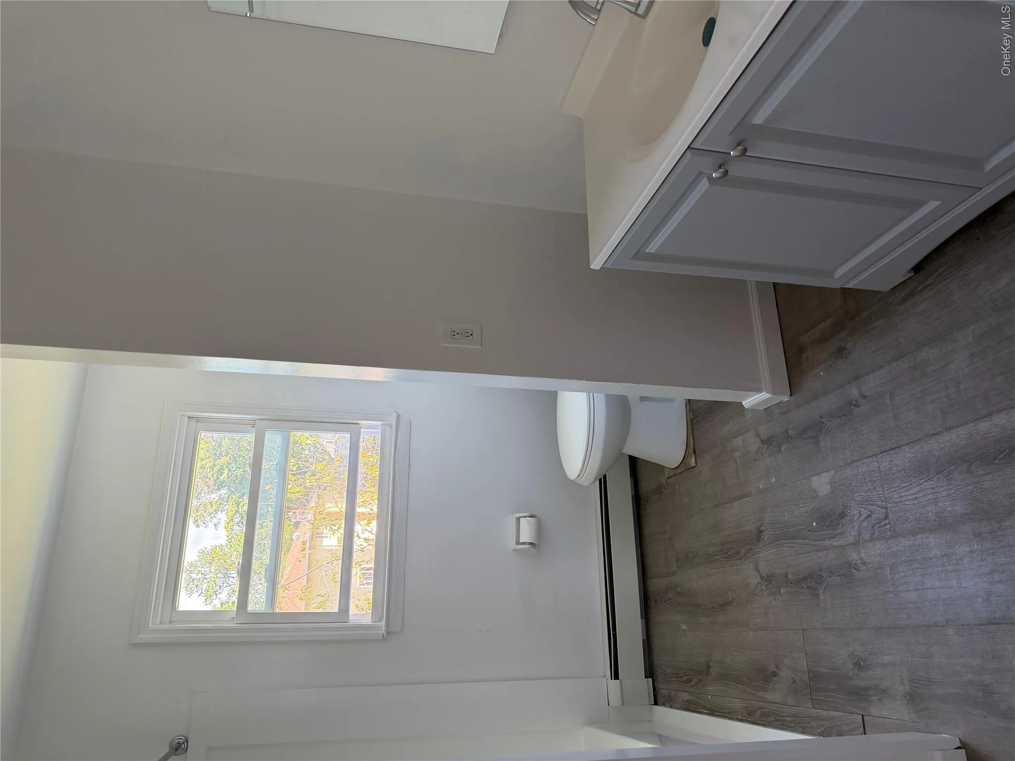 4 Cumberbach Street, Babylon, NY, 3 Bedroom Bedrooms, 5 Room Rooms,1 BathroomBathrooms,Residential Lease,For Rent,Cumberbach,0,1051261 4 Cumberbach Street, Babylon, NY, 3 Bedroom Bedrooms, 5 Room Rooms,1 BathroomBathrooms,Residential Lease,For Rent,Cumberbach,0,1051261