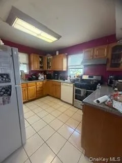 119-13 9th Avenue, New York, NY, 3 Bedrooms Bedrooms, 6 Rooms Rooms,1 BathroomBathrooms,Residential,For Rent,9th,0,1051263 119-13 9th Avenue, New York, NY, 3 Bedrooms Bedrooms, 6 Rooms Rooms,1 BathroomBathrooms,Residential,For Rent,9th,0,1051263
