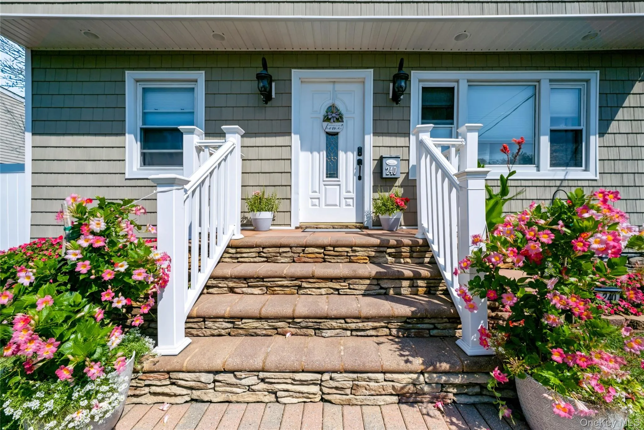 240 Kramer Drive, Babylon, NY, 2 Bedrooms Bedrooms, 4 Rooms Rooms,1 BathroomBathrooms,Residential Lease,For Rent,Kramer,0,1051264 240 Kramer Drive, Babylon, NY, 2 Bedrooms Bedrooms, 4 Rooms Rooms,1 BathroomBathrooms,Residential Lease,For Rent,Kramer,0,1051264