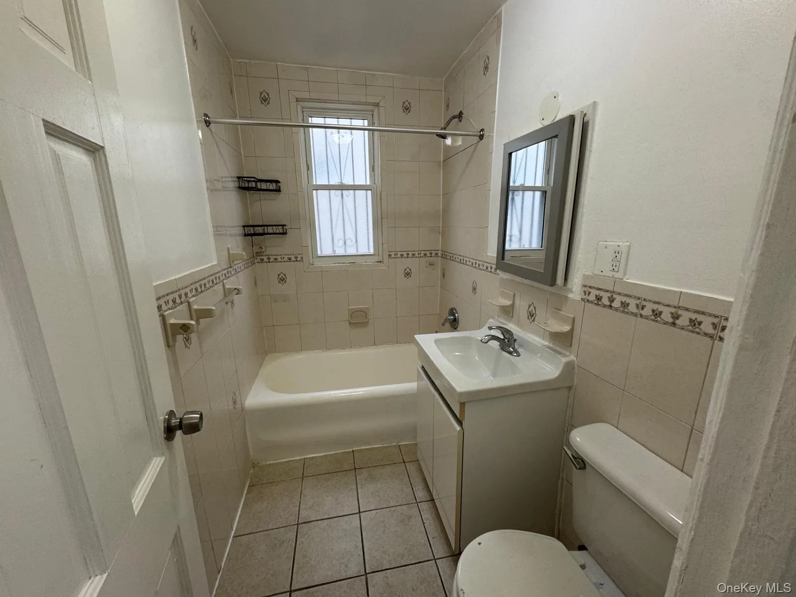 2724 Gillmore Street, New York, NY, 1 Bedroom Bedrooms, 3 Room Rooms,1 BathroomBathrooms,Residential Lease,For Rent,Gillmore,0,1051265 2724 Gillmore Street, New York, NY, 1 Bedroom Bedrooms, 3 Room Rooms,1 BathroomBathrooms,Residential Lease,For Rent,Gillmore,0,1051265