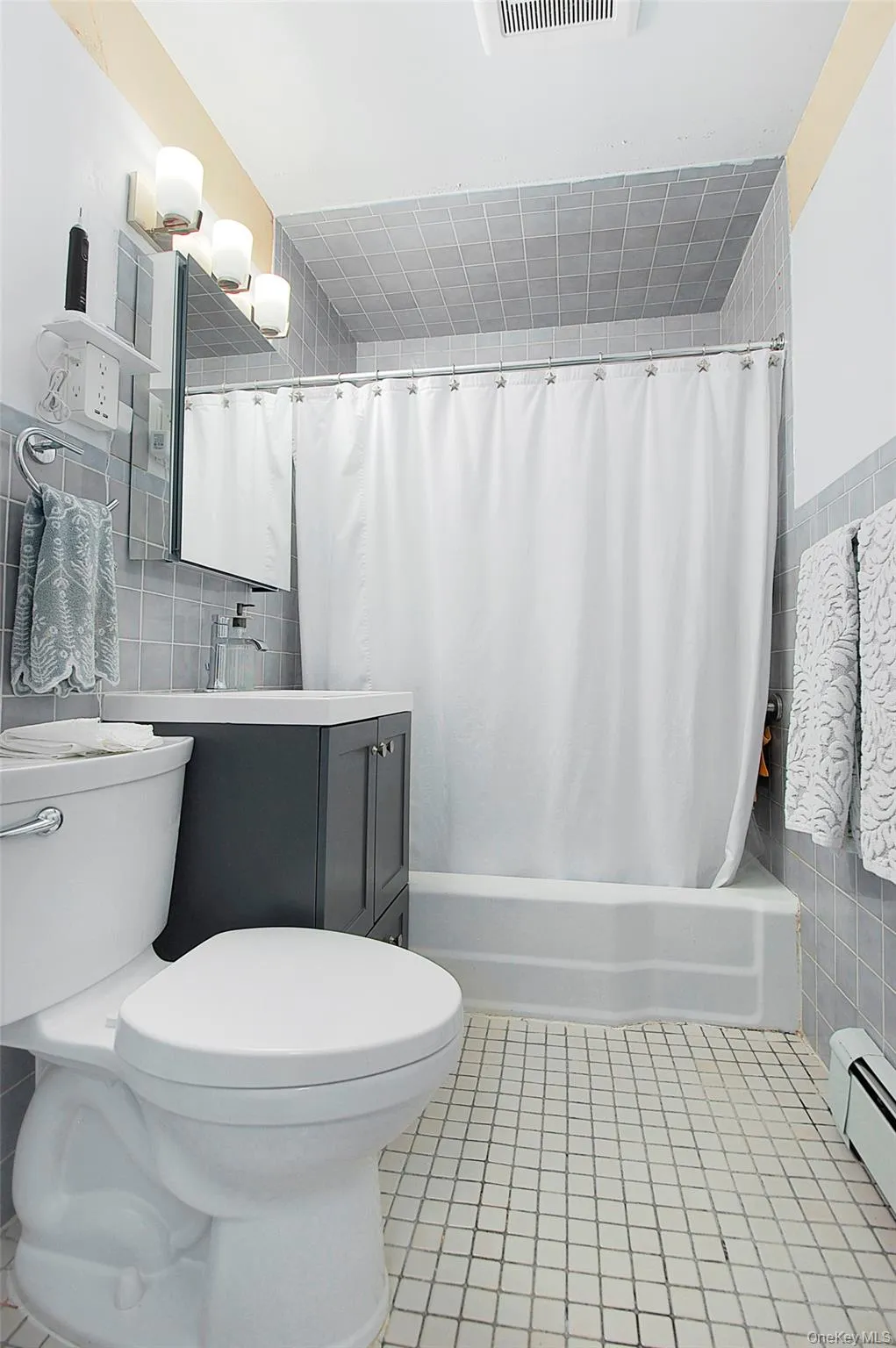 10 Forshee Street, Monroe, NY, 2 Bedrooms Bedrooms, 5 Rooms Rooms,1 BathroomBathrooms,Residential,For Rent,Forshee,0,1051268 10 Forshee Street, Monroe, NY, 2 Bedrooms Bedrooms, 5 Rooms Rooms,1 BathroomBathrooms,Residential,For Rent,Forshee,0,1051268