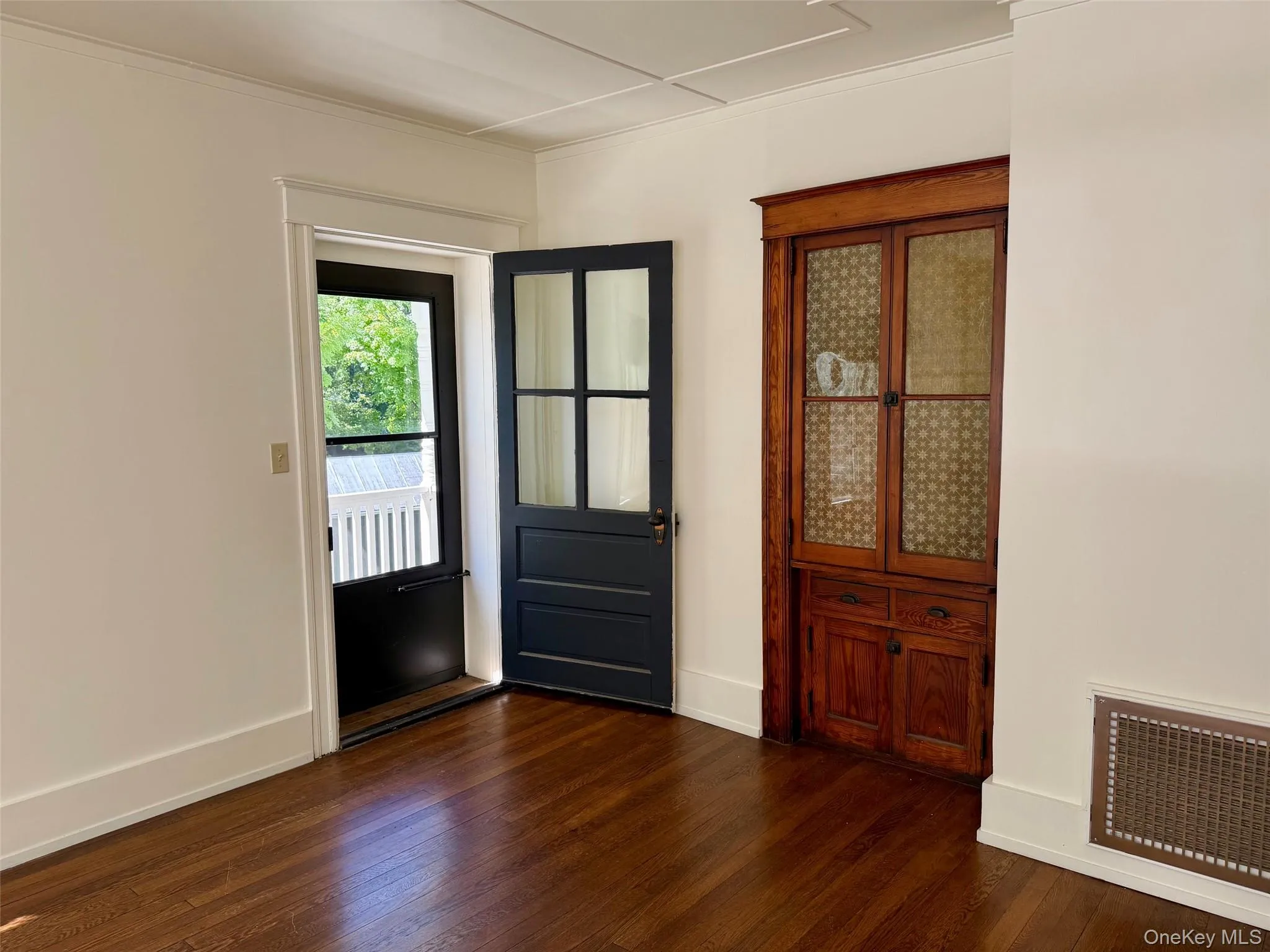 224 MAIN Street, Germantown, NY, 1 Bedroom Bedrooms, 4 Rooms Rooms,1 BathroomBathrooms,Residential Lease,For Rent,MAIN,0,1051269 224 MAIN Street, Germantown, NY, 1 Bedroom Bedrooms, 4 Rooms Rooms,1 BathroomBathrooms,Residential Lease,For Rent,MAIN,0,1051269