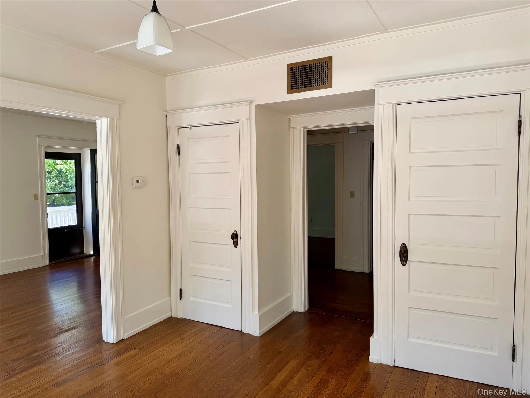 224 MAIN Street, Germantown, NY, 1 Bedroom Bedrooms, 4 Rooms Rooms,1 BathroomBathrooms,Residential Lease,For Rent,MAIN,0,1051269 224 MAIN Street, Germantown, NY, 1 Bedroom Bedrooms, 4 Rooms Rooms,1 BathroomBathrooms,Residential Lease,For Rent,MAIN,0,1051269