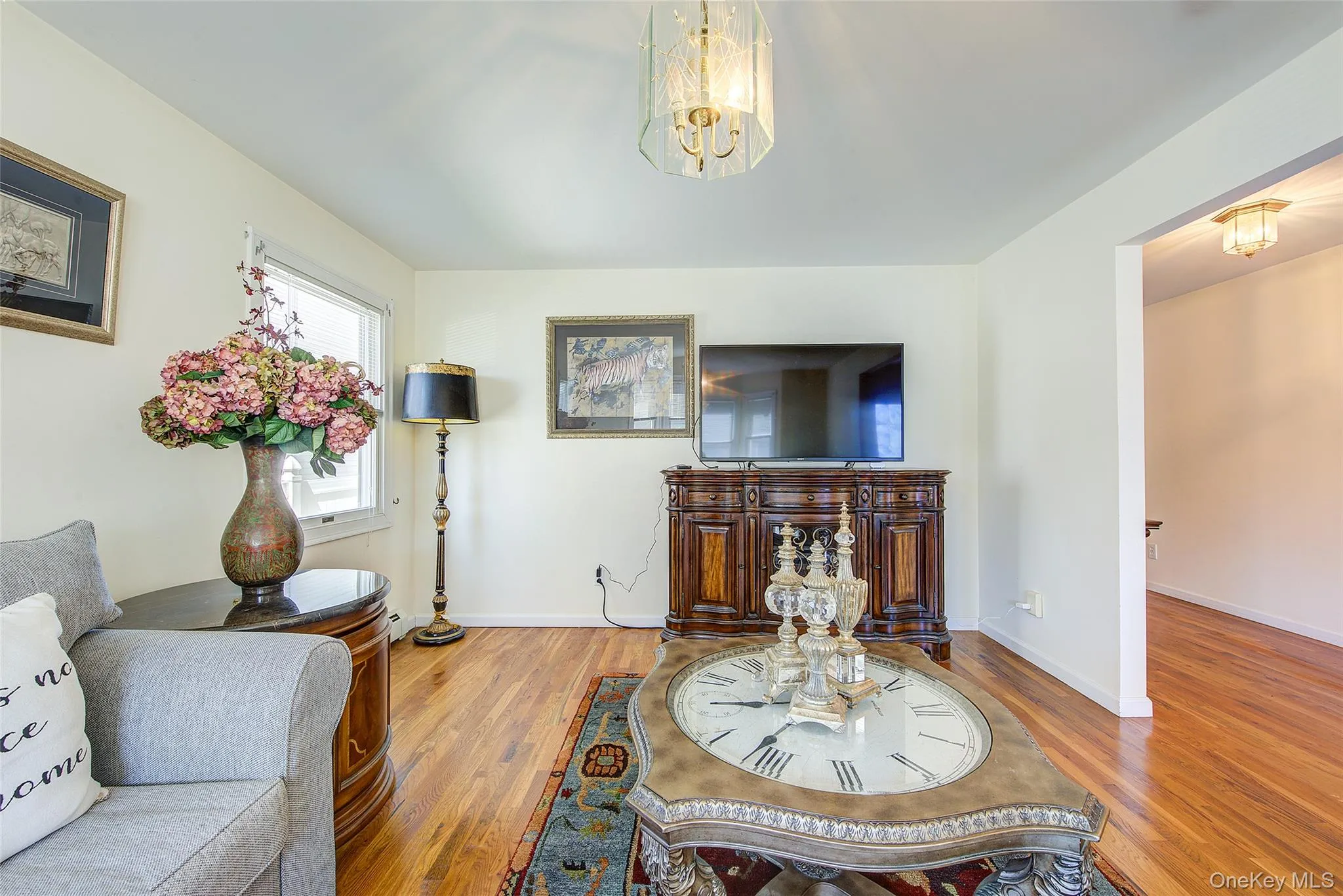 64 Cottage Place, North Hempstead, NY, 4 Bedrooms Bedrooms, 11 Rooms Rooms,3 BathroomsBathrooms,Residential,For Rent,Cottage,0,1051270 64 Cottage Place, North Hempstead, NY, 4 Bedrooms Bedrooms, 11 Rooms Rooms,3 BathroomsBathrooms,Residential,For Rent,Cottage,0,1051270