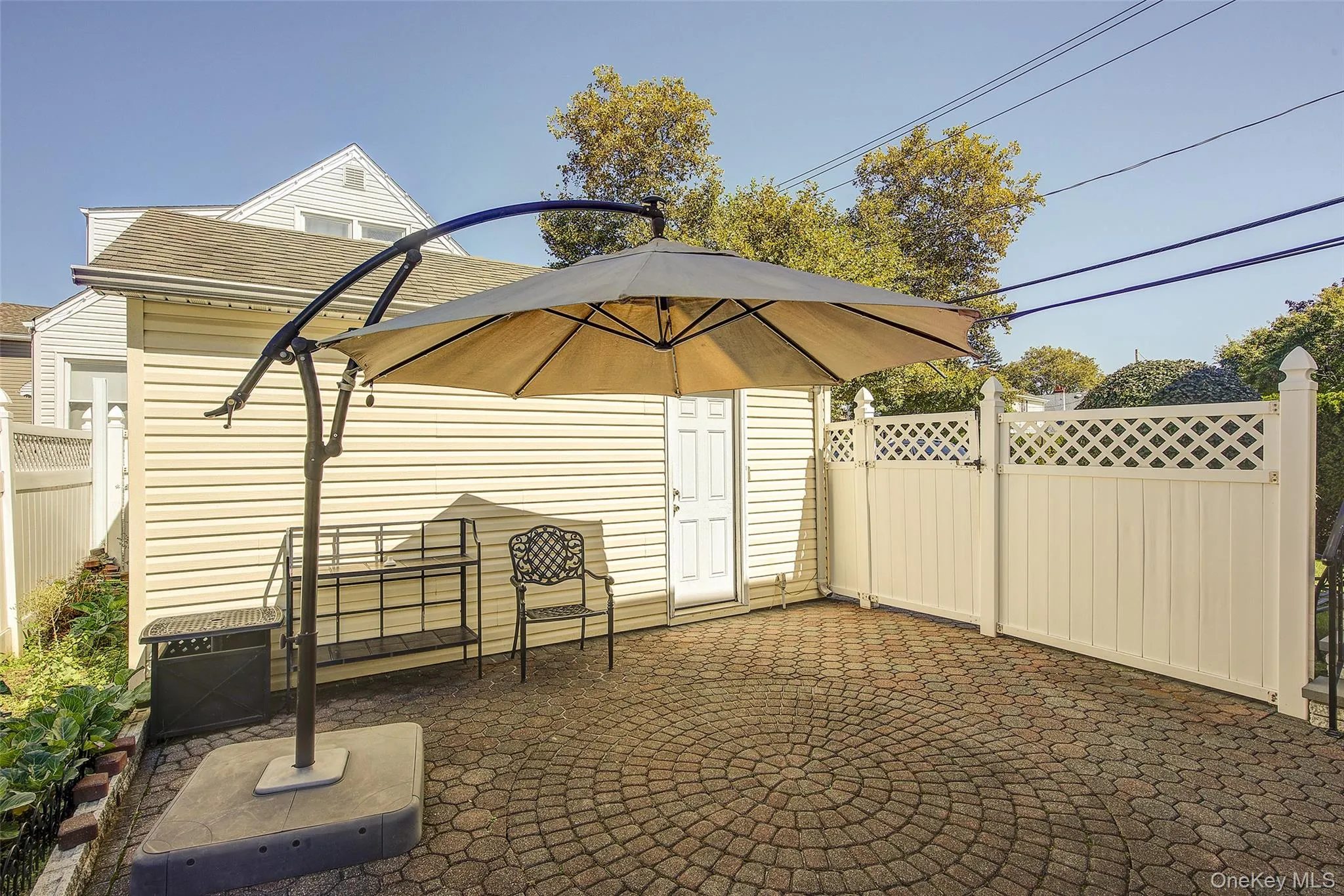 64 Cottage Place, North Hempstead, NY, 4 Bedrooms Bedrooms, 11 Rooms Rooms,3 BathroomsBathrooms,Residential,For Rent,Cottage,0,1051270 64 Cottage Place, North Hempstead, NY, 4 Bedrooms Bedrooms, 11 Rooms Rooms,3 BathroomsBathrooms,Residential,For Rent,Cottage,0,1051270