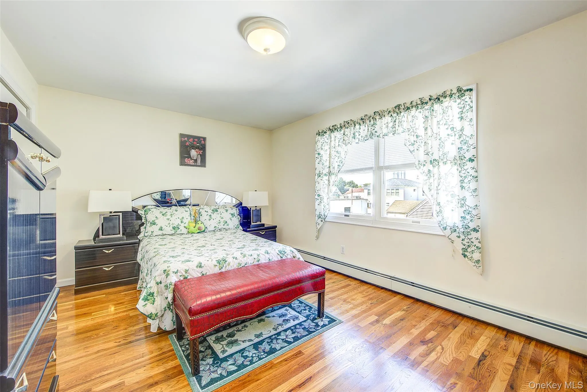 64 Cottage Place, North Hempstead, NY, 4 Bedrooms Bedrooms, 11 Rooms Rooms,3 BathroomsBathrooms,Residential,For Rent,Cottage,0,1051270 64 Cottage Place, North Hempstead, NY, 4 Bedrooms Bedrooms, 11 Rooms Rooms,3 BathroomsBathrooms,Residential,For Rent,Cottage,0,1051270