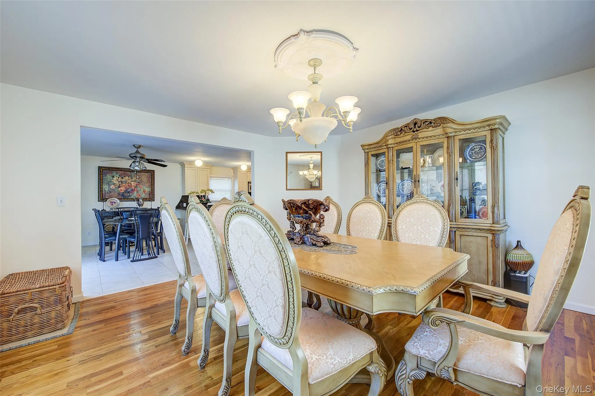 64 Cottage Place, North Hempstead, NY, 4 Bedrooms Bedrooms, 11 Rooms Rooms,3 BathroomsBathrooms,Residential,For Rent,Cottage,0,1051270 64 Cottage Place, North Hempstead, NY, 4 Bedrooms Bedrooms, 11 Rooms Rooms,3 BathroomsBathrooms,Residential,For Rent,Cottage,0,1051270