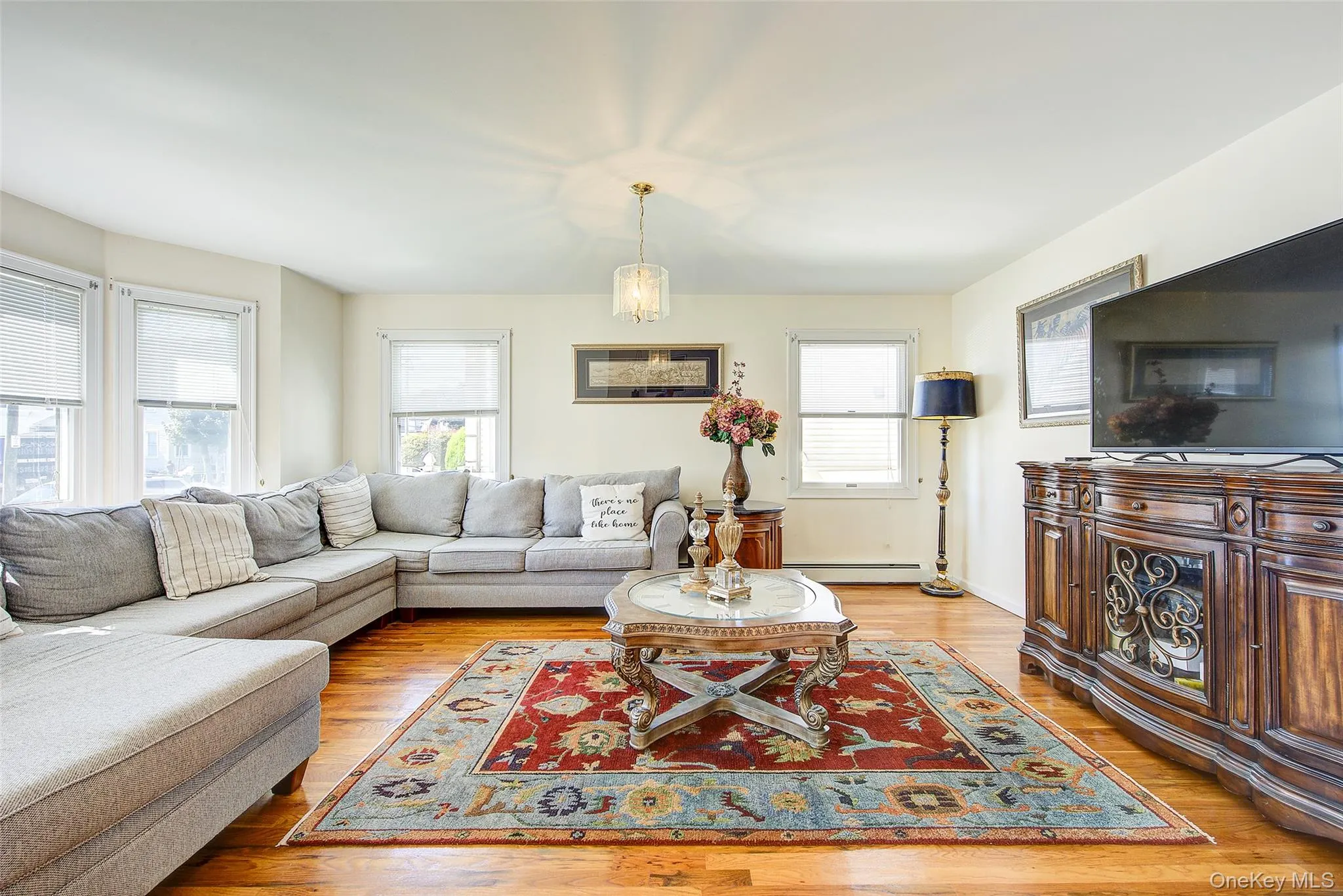 64 Cottage Place, North Hempstead, NY, 4 Bedrooms Bedrooms, 11 Rooms Rooms,3 BathroomsBathrooms,Residential,For Rent,Cottage,0,1051270 64 Cottage Place, North Hempstead, NY, 4 Bedrooms Bedrooms, 11 Rooms Rooms,3 BathroomsBathrooms,Residential,For Rent,Cottage,0,1051270