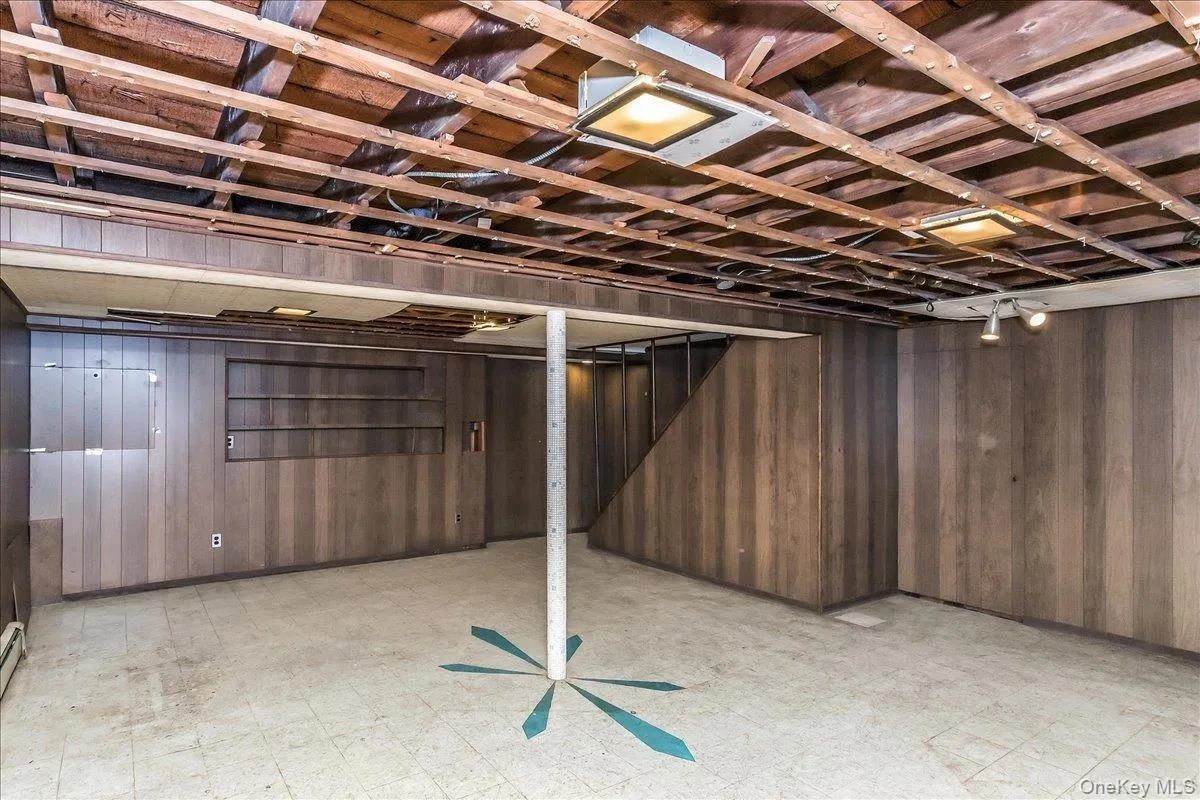 38 Croyden Lane, Oyster Bay, NY, 4 Bedrooms Bedrooms, 7 Rooms Rooms,1 BathroomBathrooms,Residential,For Rent,Croyden,0,1051273 38 Croyden Lane, Oyster Bay, NY, 4 Bedrooms Bedrooms, 7 Rooms Rooms,1 BathroomBathrooms,Residential,For Rent,Croyden,0,1051273