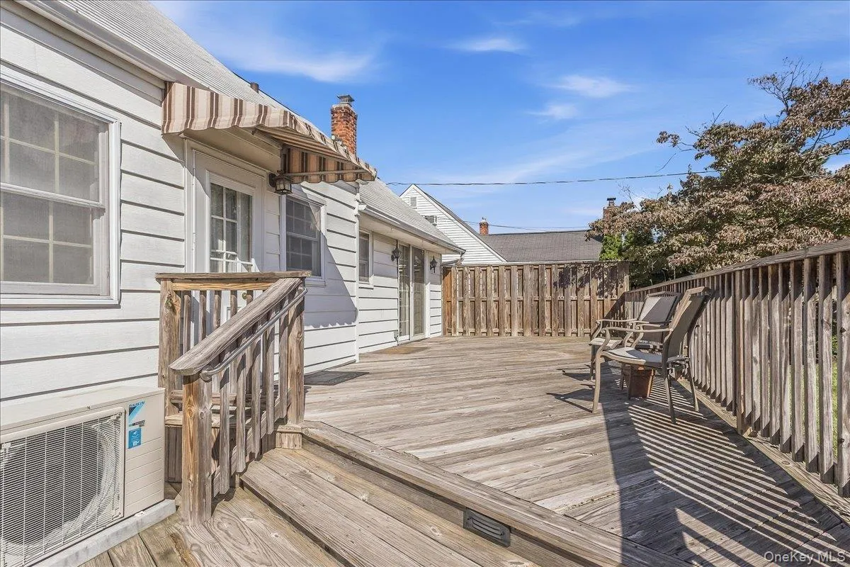 38 Croyden Lane, Oyster Bay, NY, 4 Bedrooms Bedrooms, 7 Rooms Rooms,1 BathroomBathrooms,Residential,For Rent,Croyden,0,1051273 38 Croyden Lane, Oyster Bay, NY, 4 Bedrooms Bedrooms, 7 Rooms Rooms,1 BathroomBathrooms,Residential,For Rent,Croyden,0,1051273