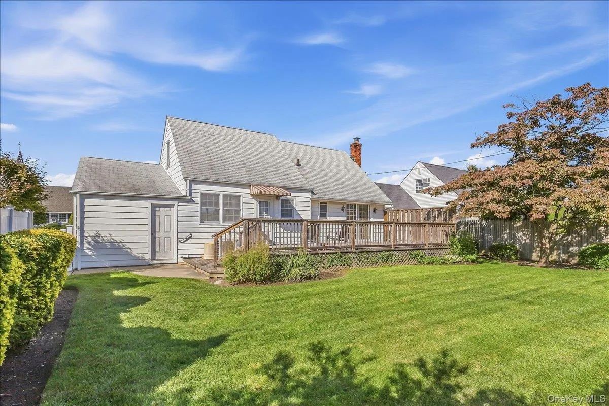38 Croyden Lane, Oyster Bay, NY, 4 Bedrooms Bedrooms, 7 Rooms Rooms,1 BathroomBathrooms,Residential,For Rent,Croyden,0,1051273 38 Croyden Lane, Oyster Bay, NY, 4 Bedrooms Bedrooms, 7 Rooms Rooms,1 BathroomBathrooms,Residential,For Rent,Croyden,0,1051273