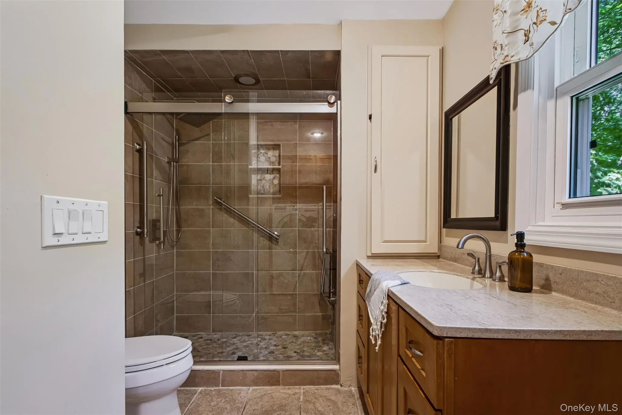 9 Horns Park Road, Hyde Park, NY, 3 Bedrooms Bedrooms, 9 Rooms Rooms,2 BathroomsBathrooms,Residential,For Rent,Horns Park,0,1051277 9 Horns Park Road, Hyde Park, NY, 3 Bedrooms Bedrooms, 9 Rooms Rooms,2 BathroomsBathrooms,Residential,For Rent,Horns Park,0,1051277